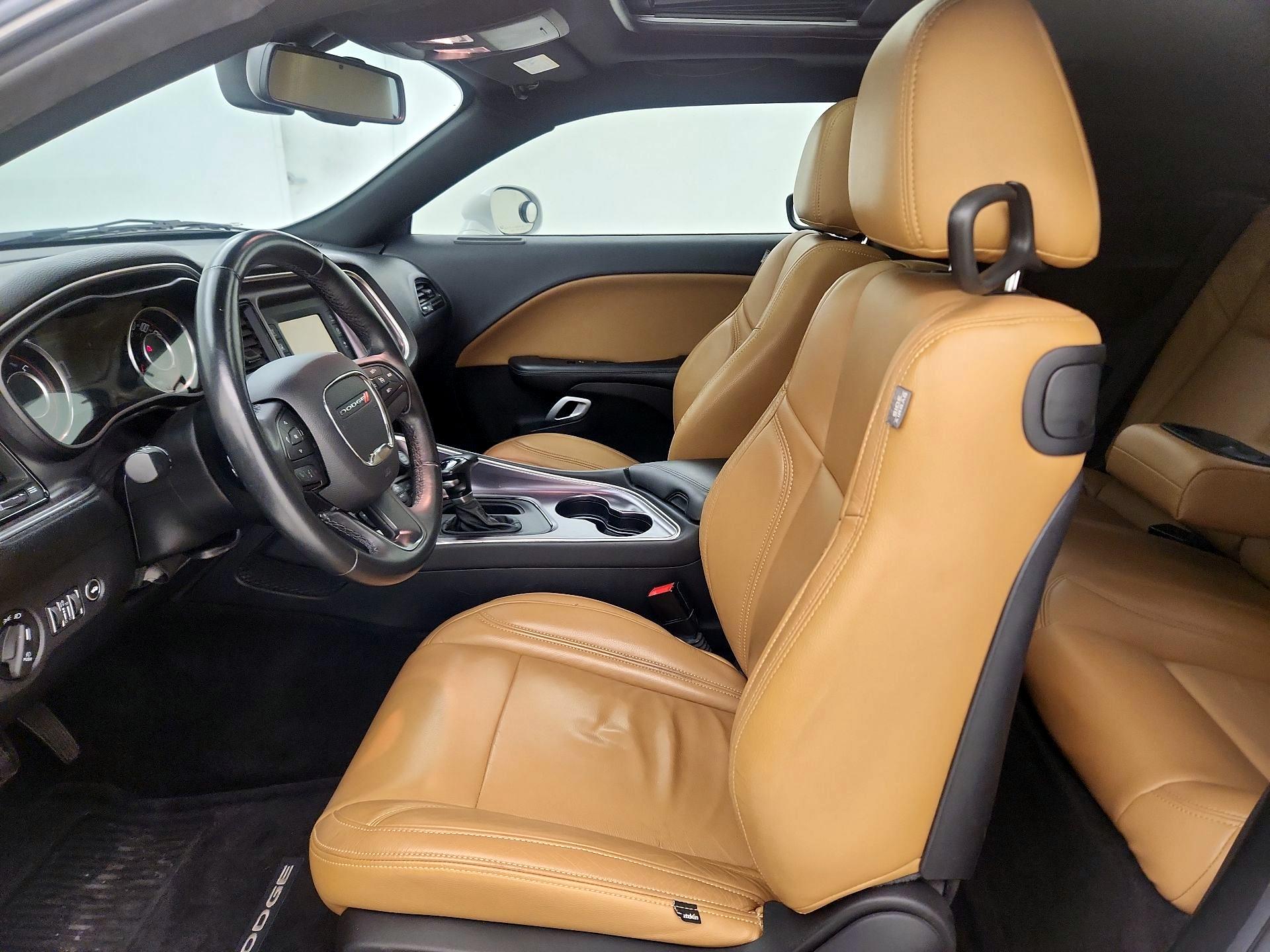 Thumbnail: 2015 Dodge Challenger - 11