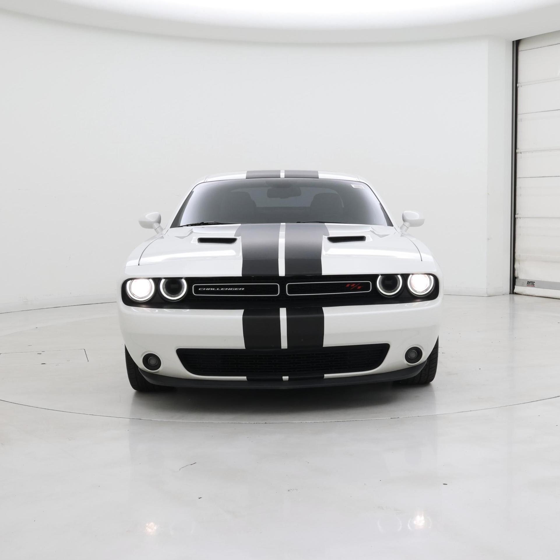 Thumbnail: 2015 Dodge Challenger - 5