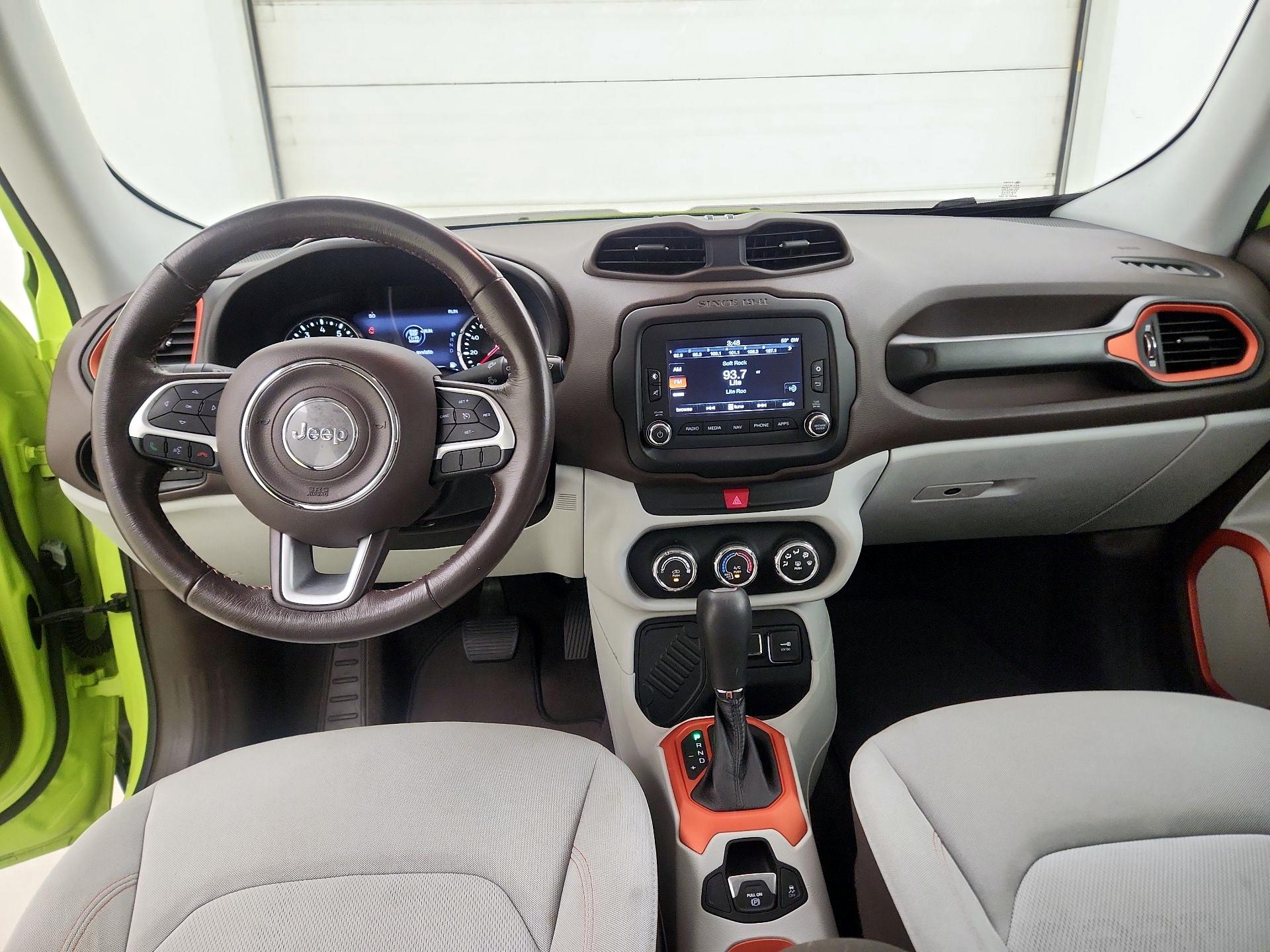 Thumbnail: 2017 Jeep Renegade - 9