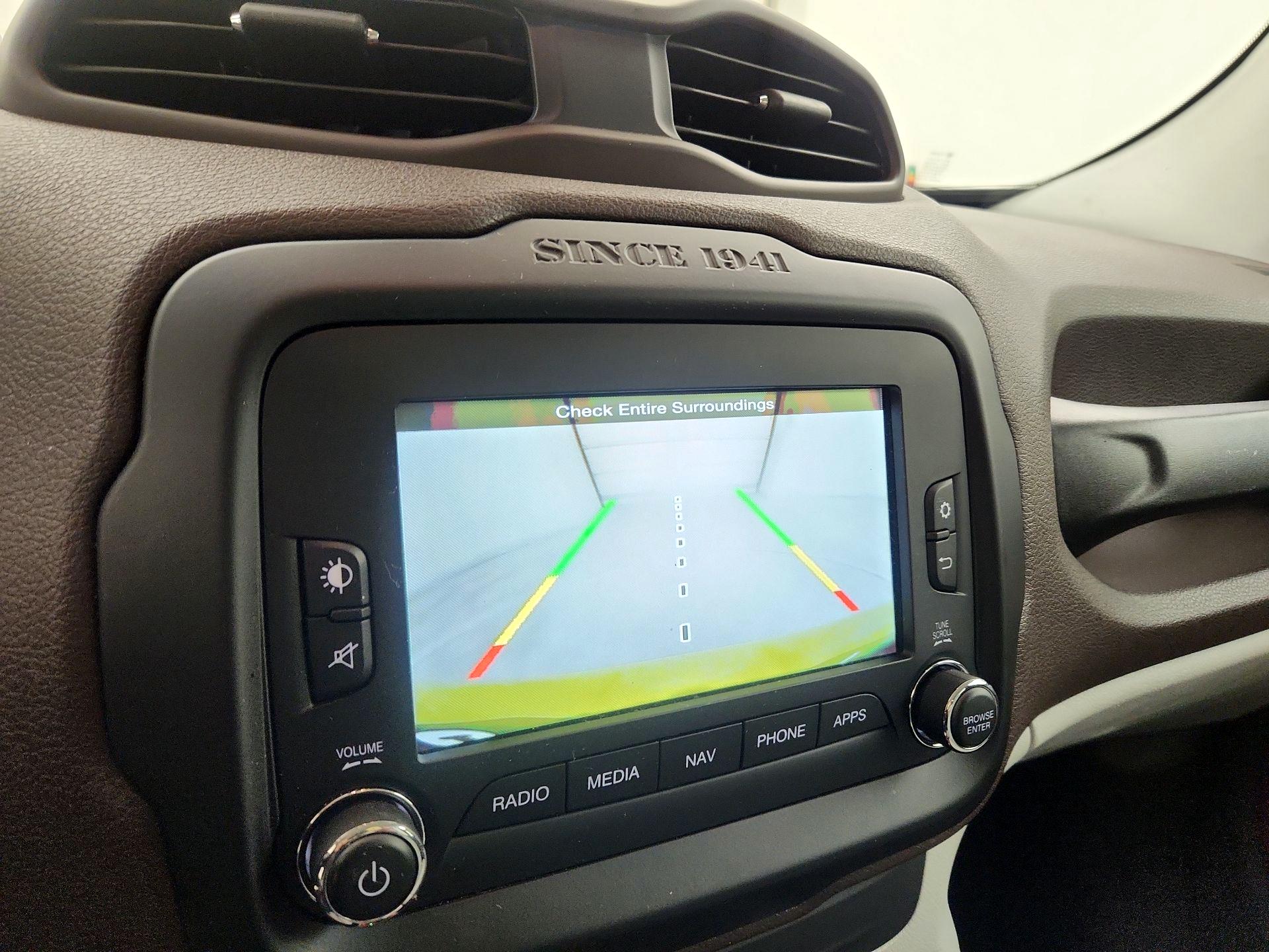 Thumbnail: 2017 Jeep Renegade - 14