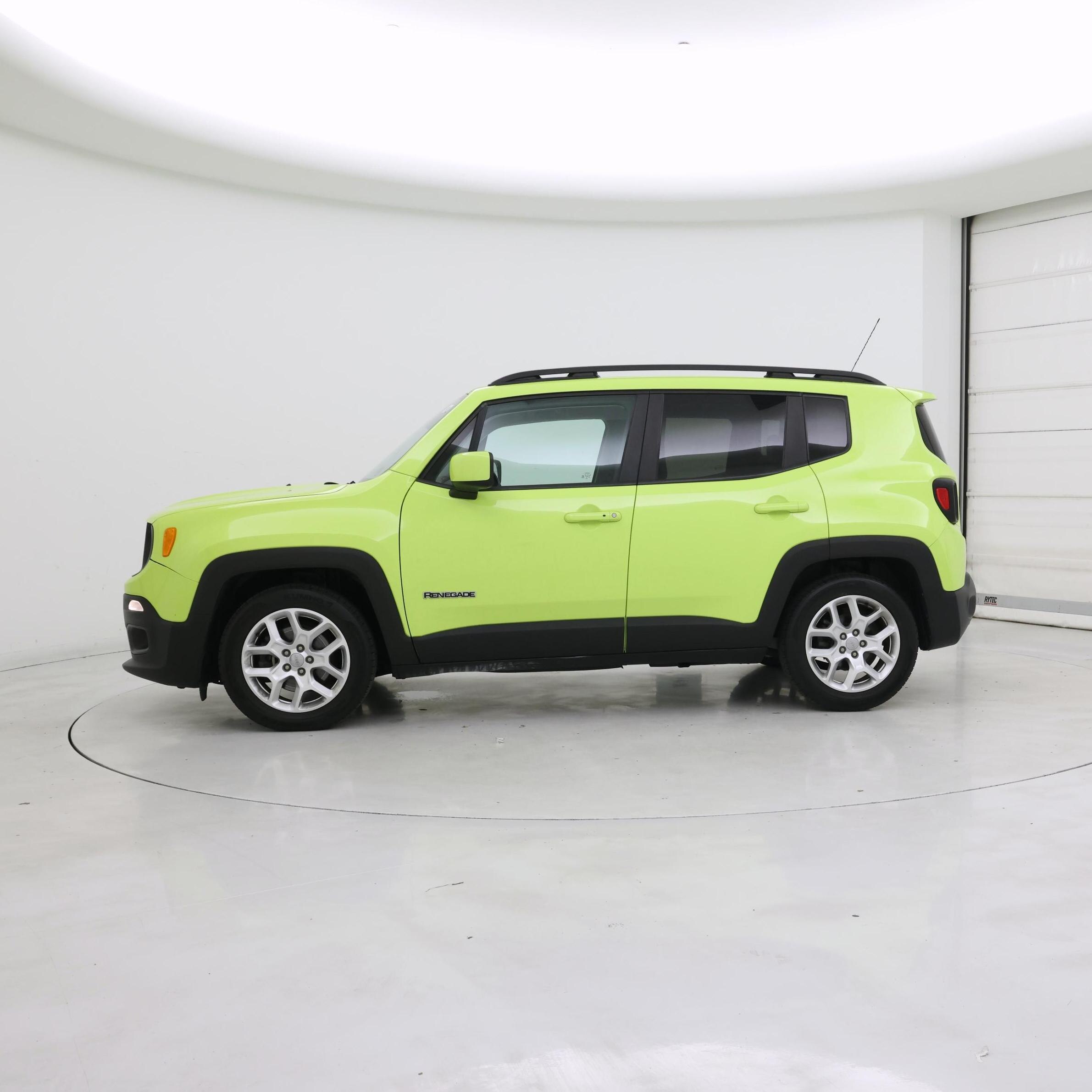 Thumbnail: 2017 Jeep Renegade - 3