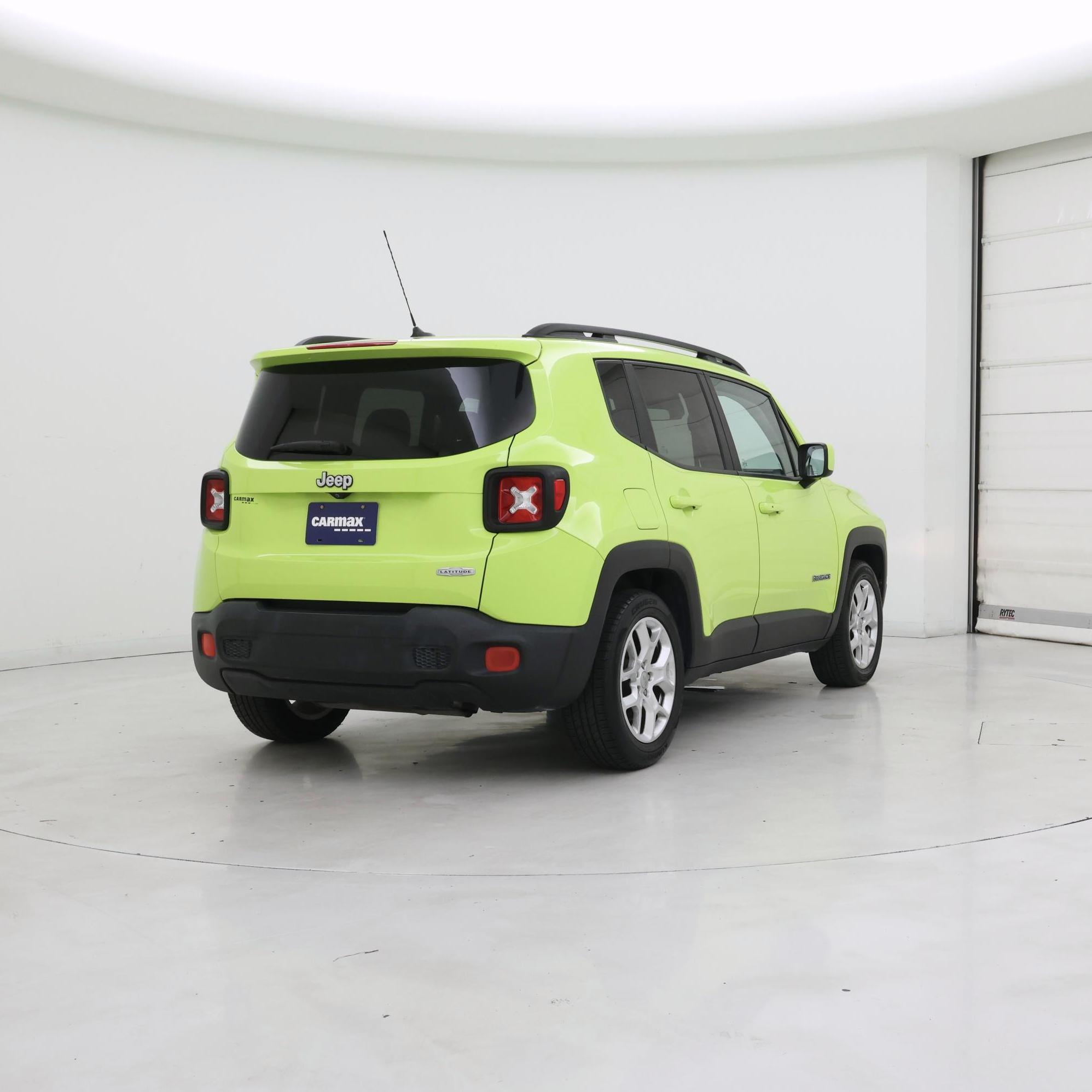 Thumbnail: 2017 Jeep Renegade - 8