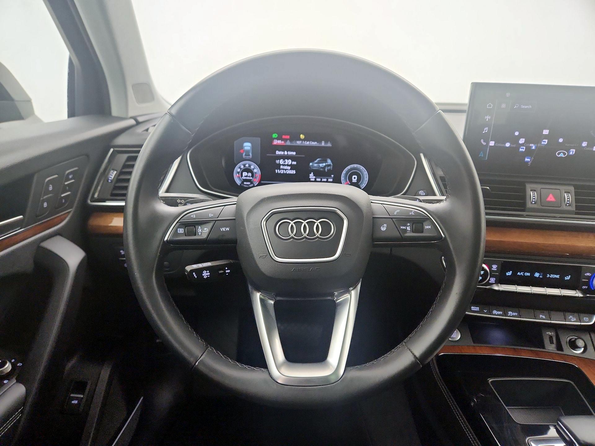 Thumbnail: 2023 Audi Q5 - 10