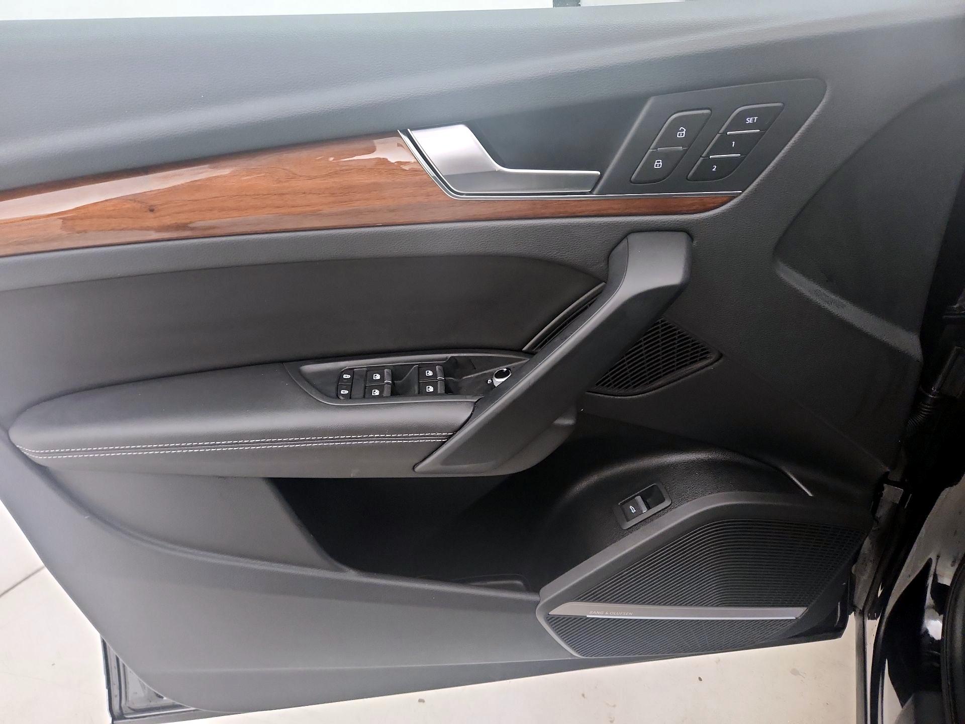 Thumbnail: 2023 Audi Q5 - 12