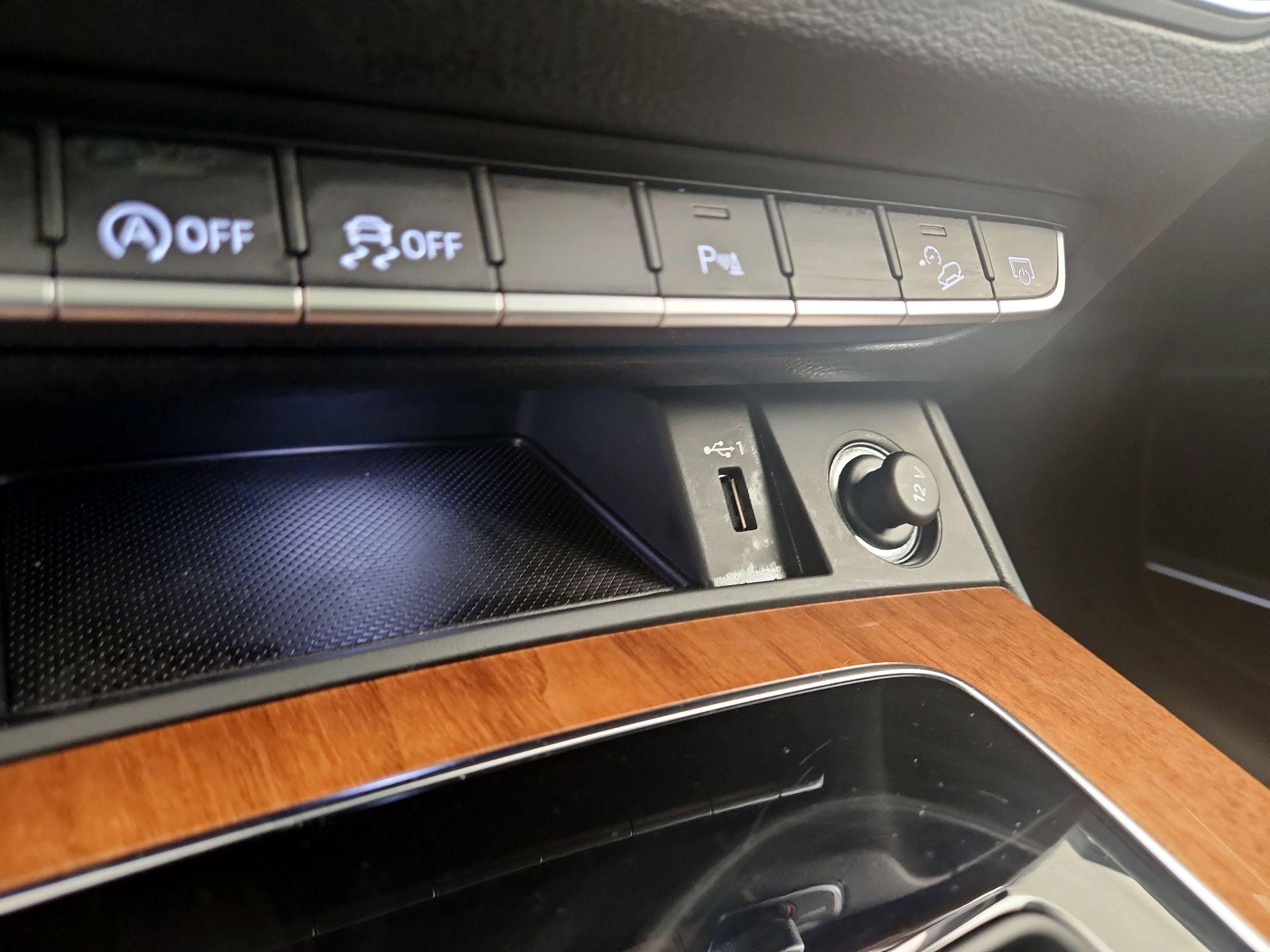 Thumbnail: 2023 Audi Q5 - 19