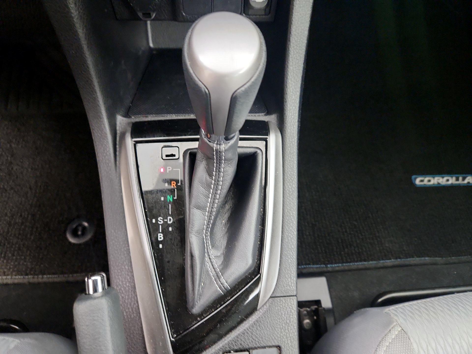 Thumbnail: 2016 Toyota Corolla - 17