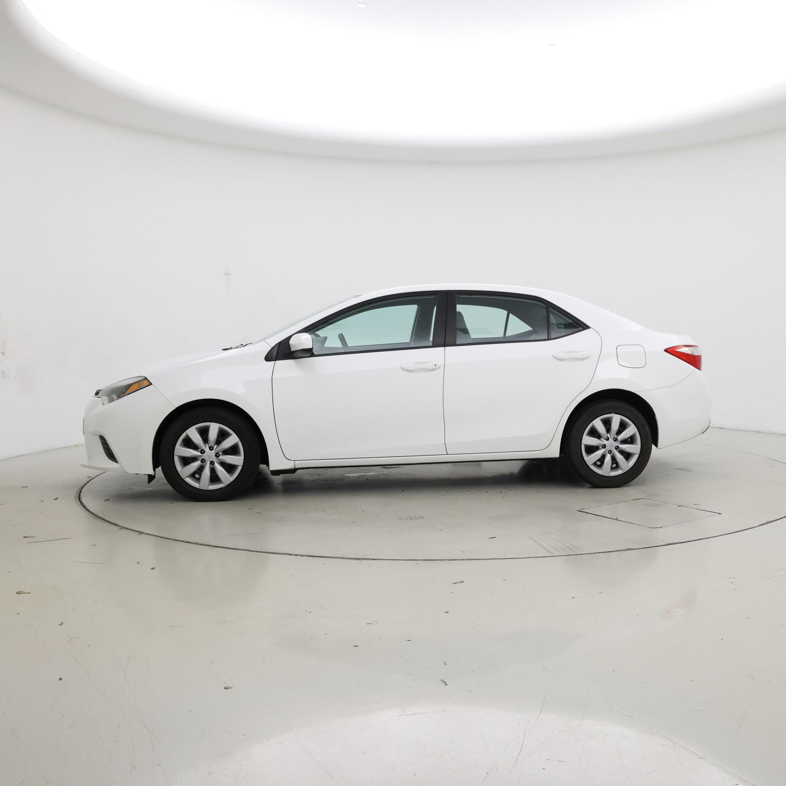 Thumbnail: 2016 Toyota Corolla - 3