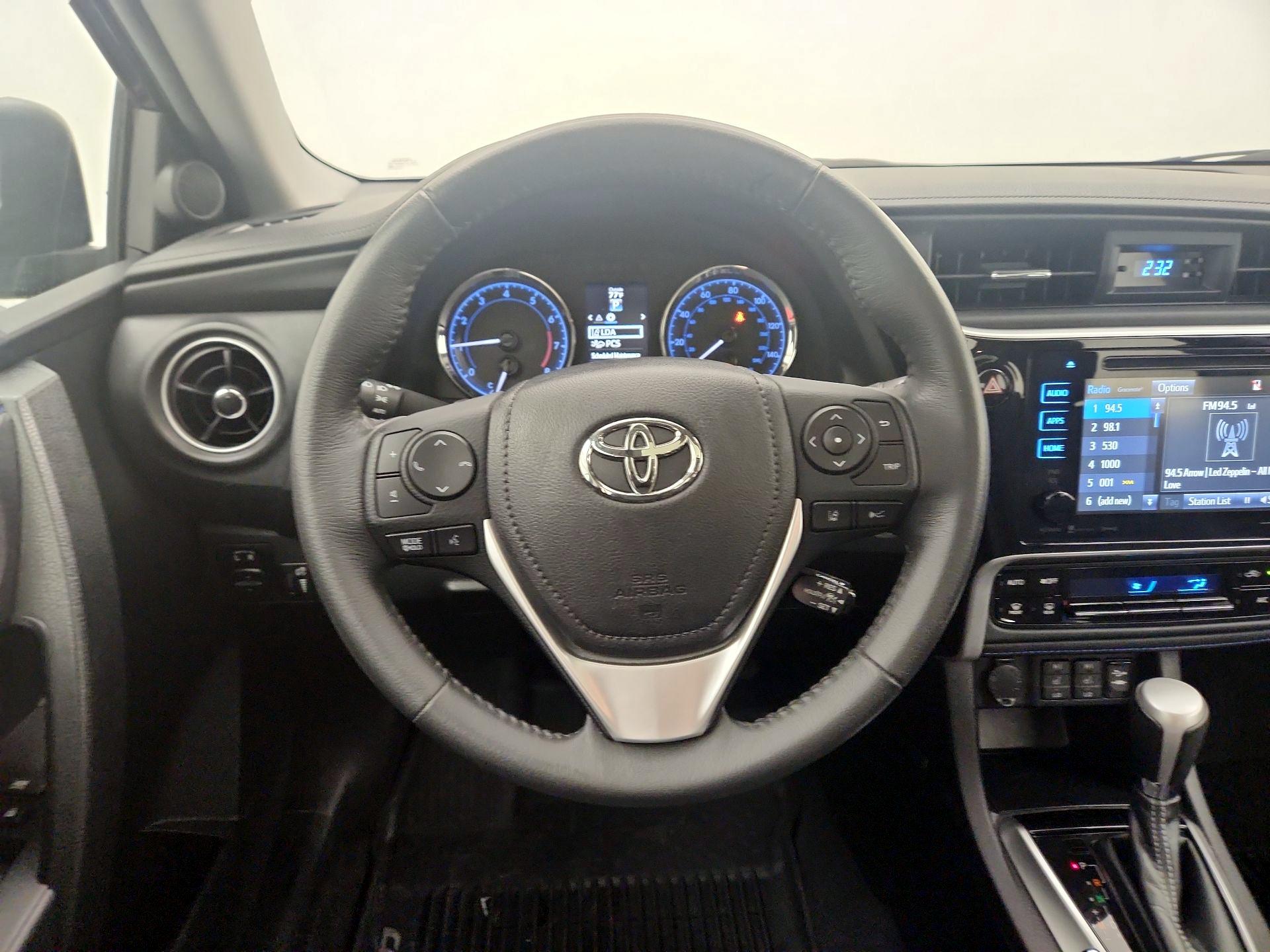 Thumbnail: 2018 Toyota Corolla - 10