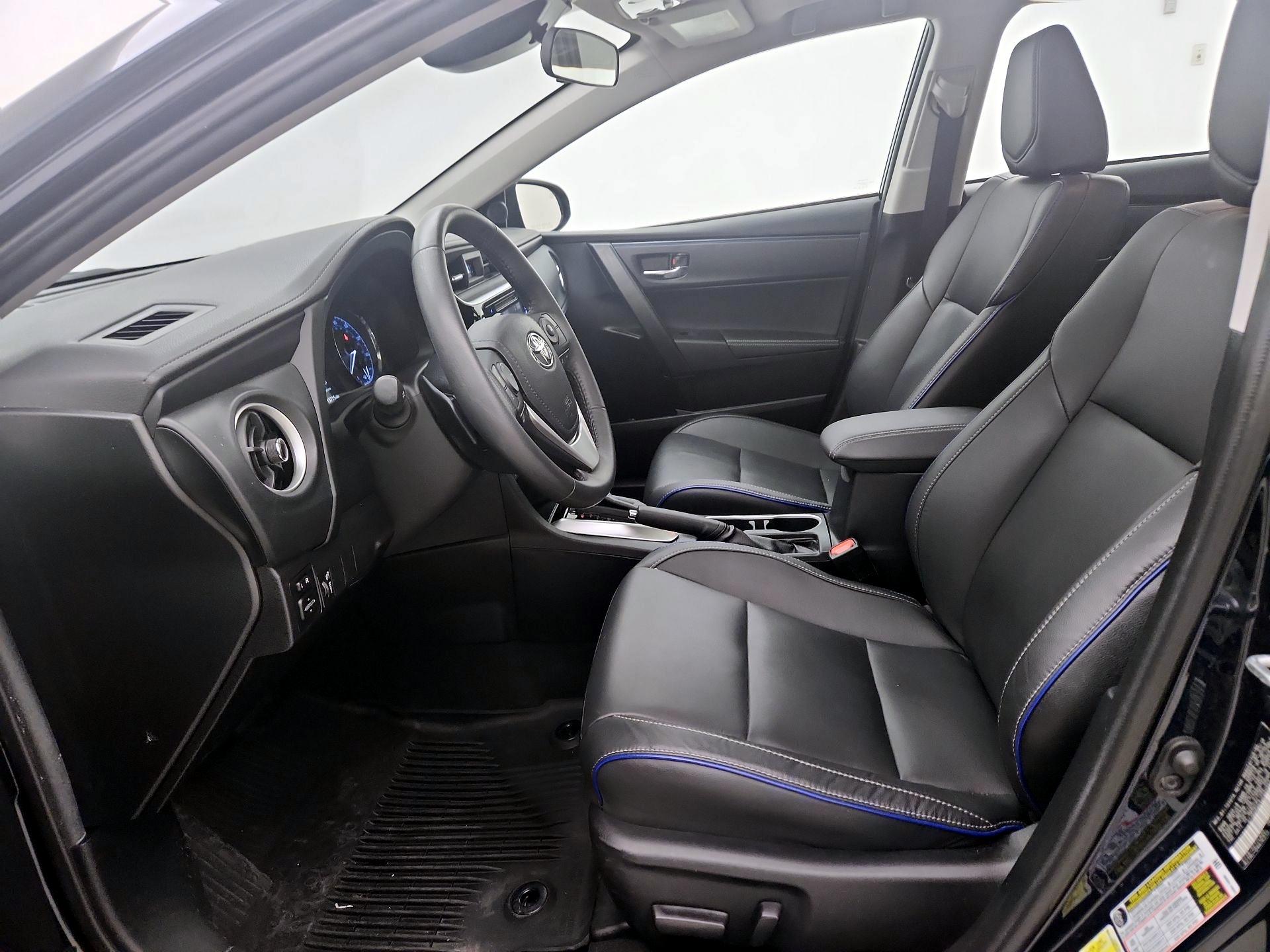 Thumbnail: 2018 Toyota Corolla - 11