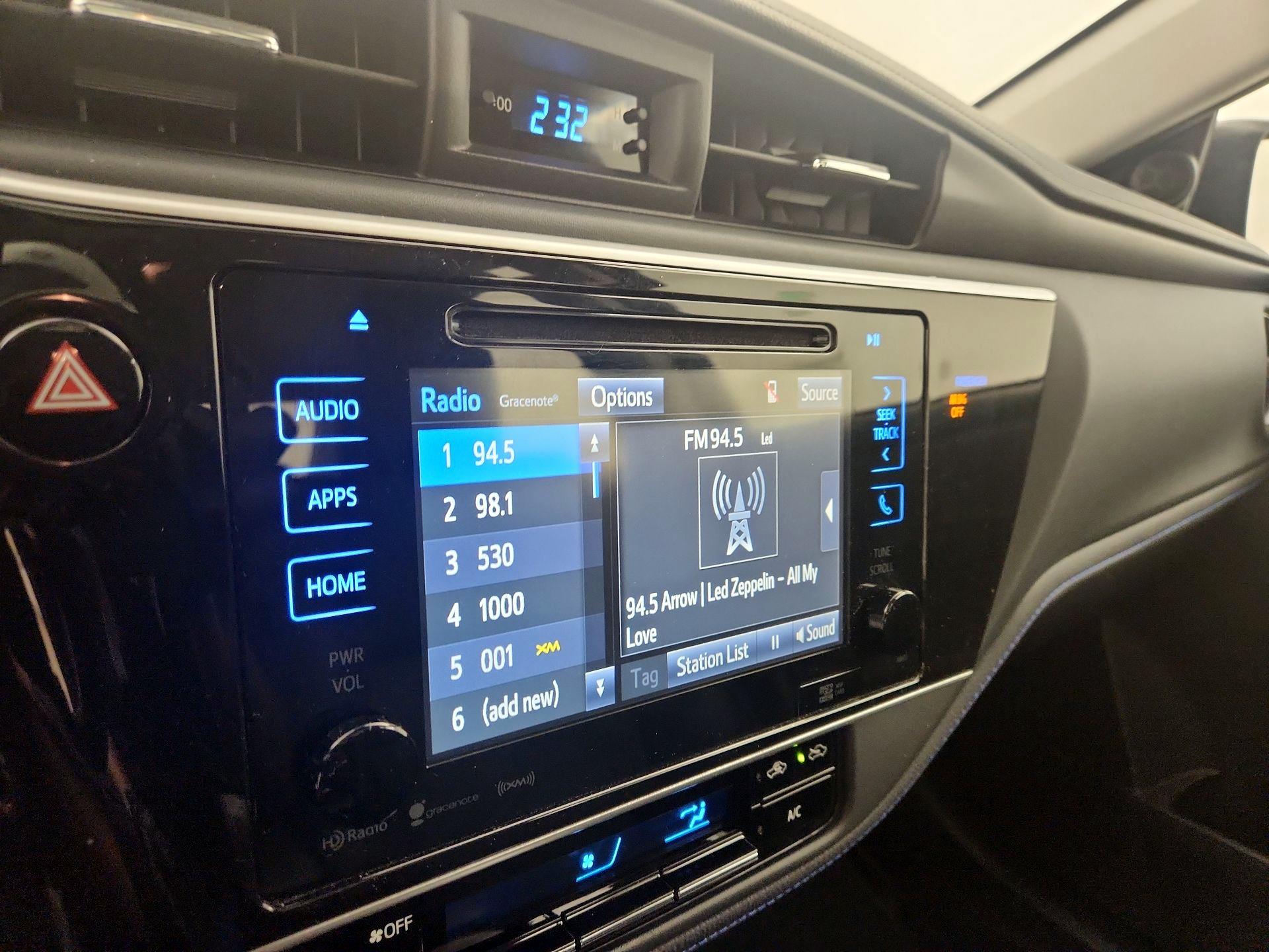 Thumbnail: 2018 Toyota Corolla - 15