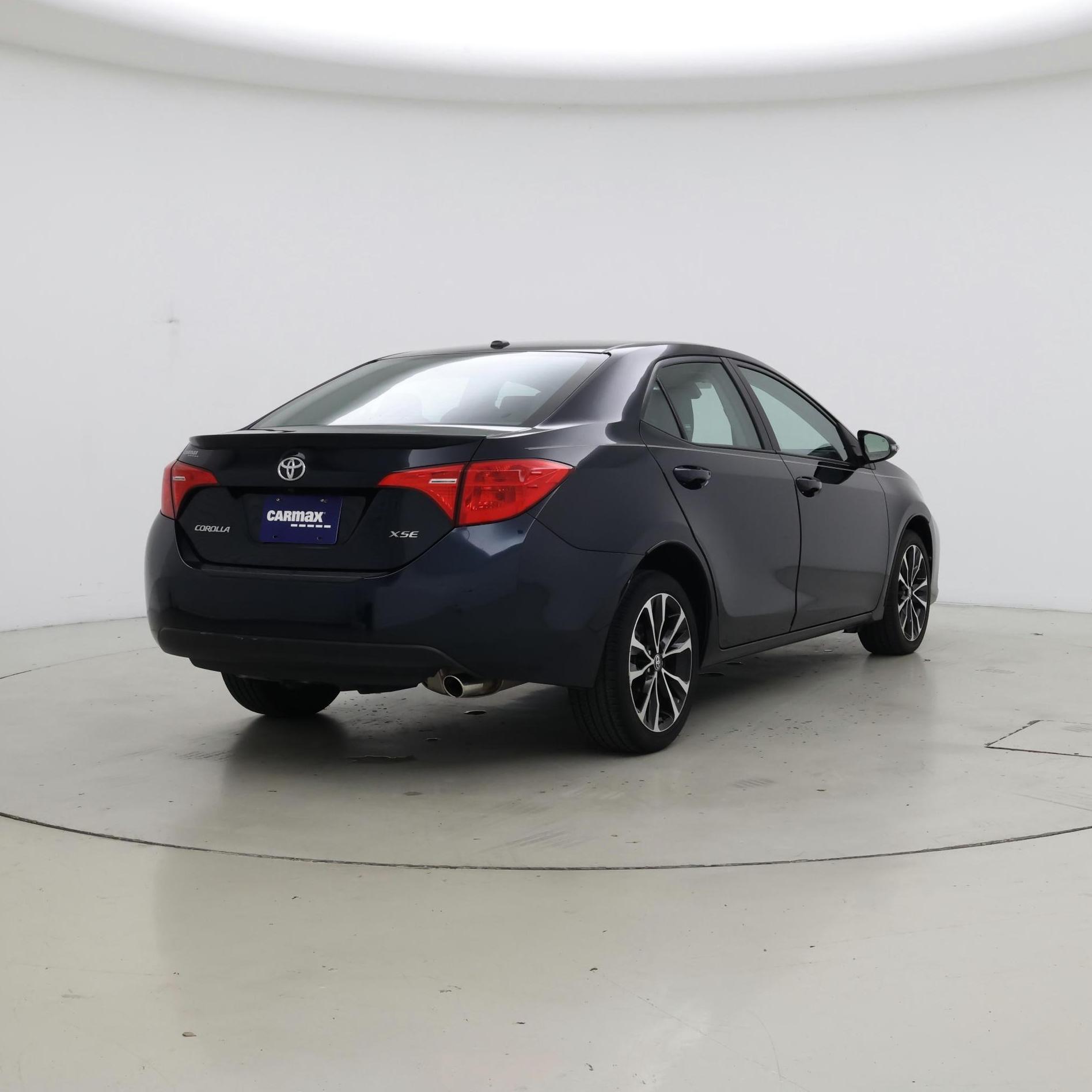 Thumbnail: 2018 Toyota Corolla - 8