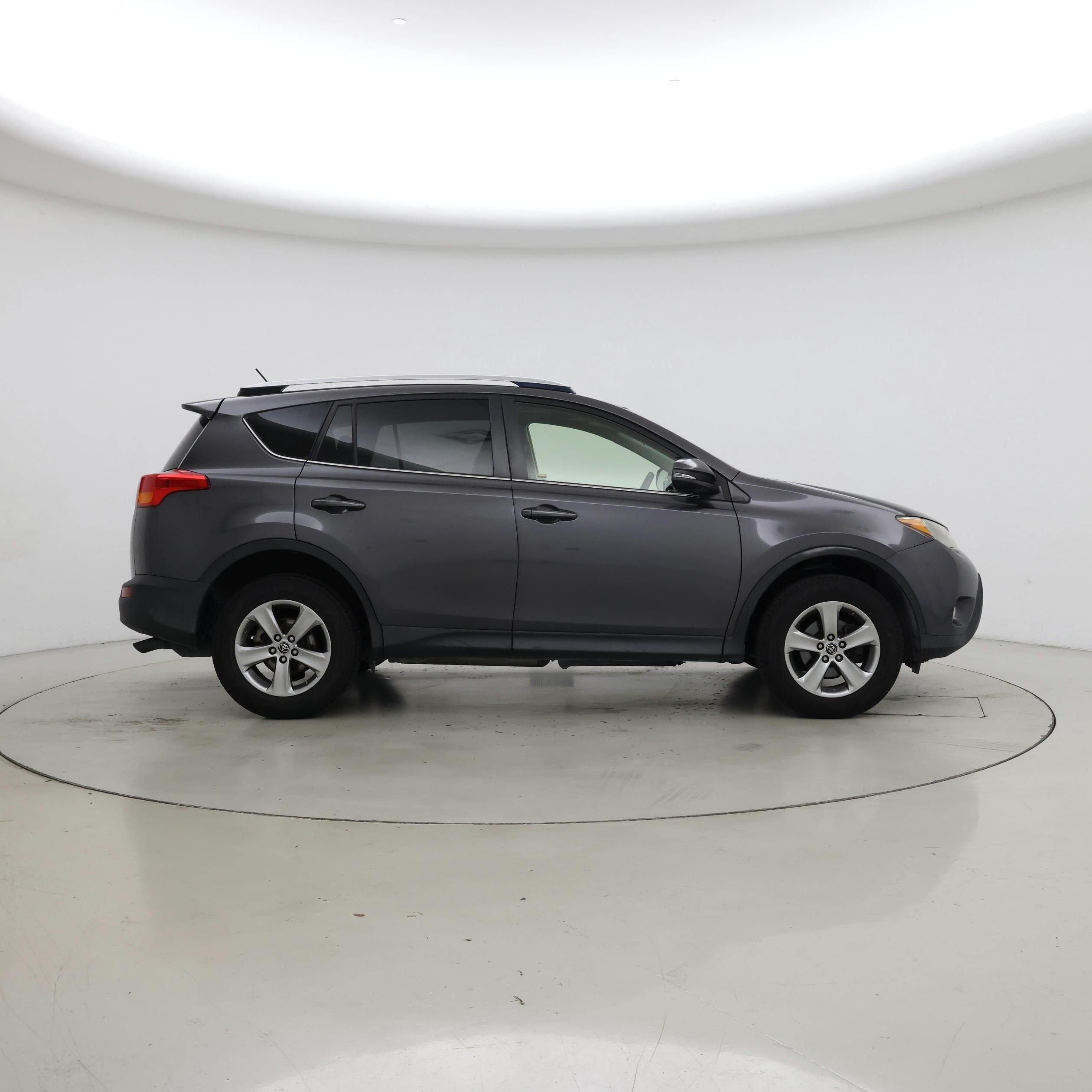 Thumbnail: 2015 Toyota RAV4 - 7