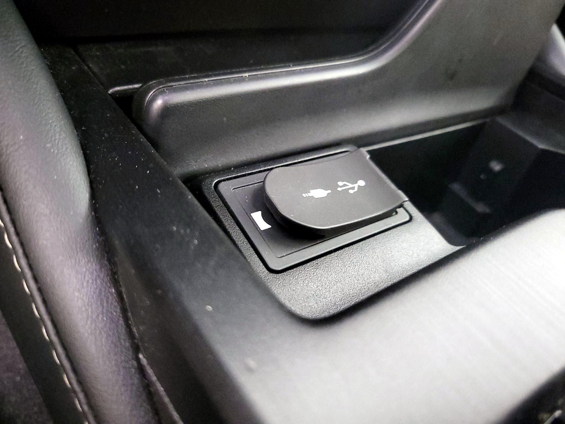 Thumbnail: 2019 Lexus ES - 18