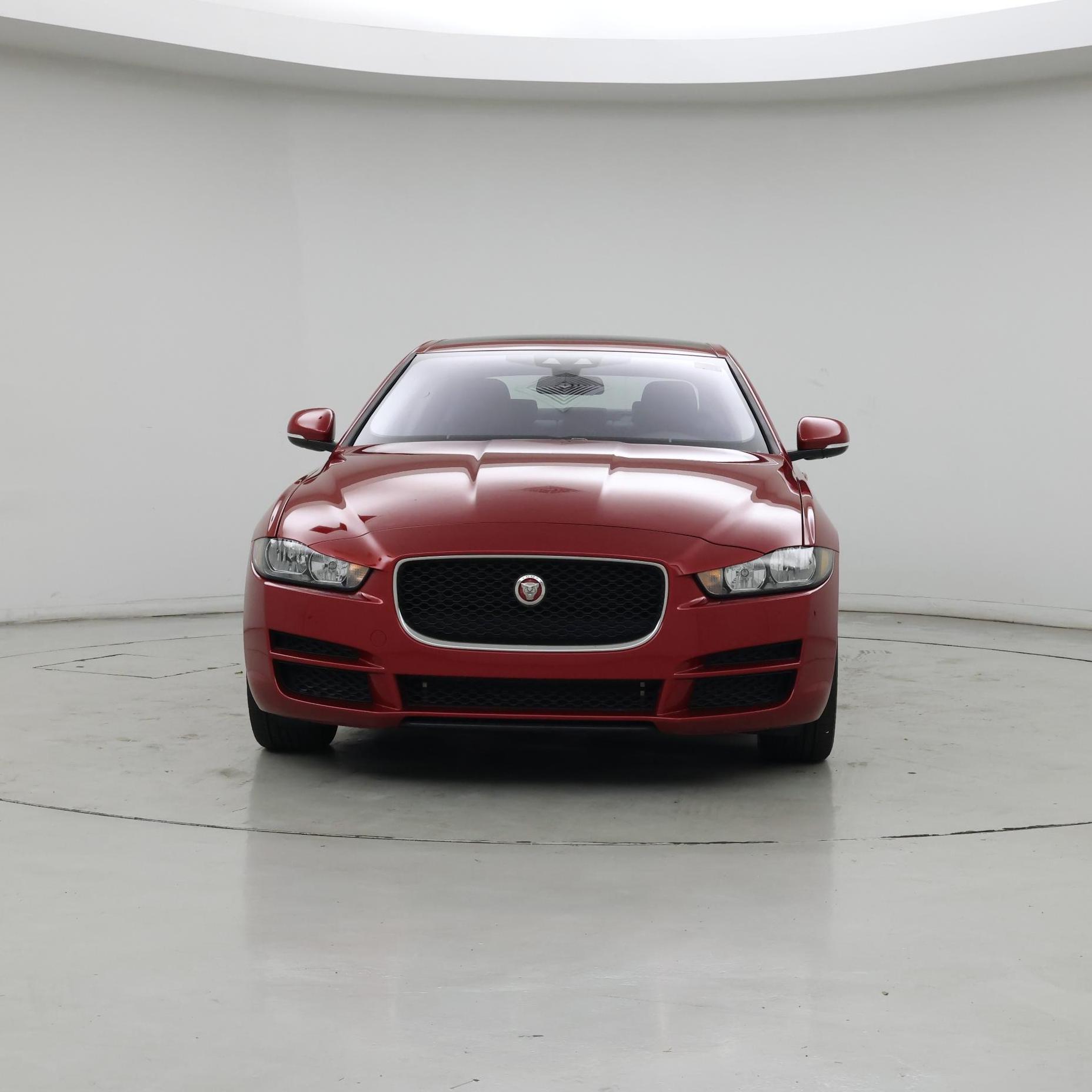 Thumbnail: 2017 Jaguar XE - 5