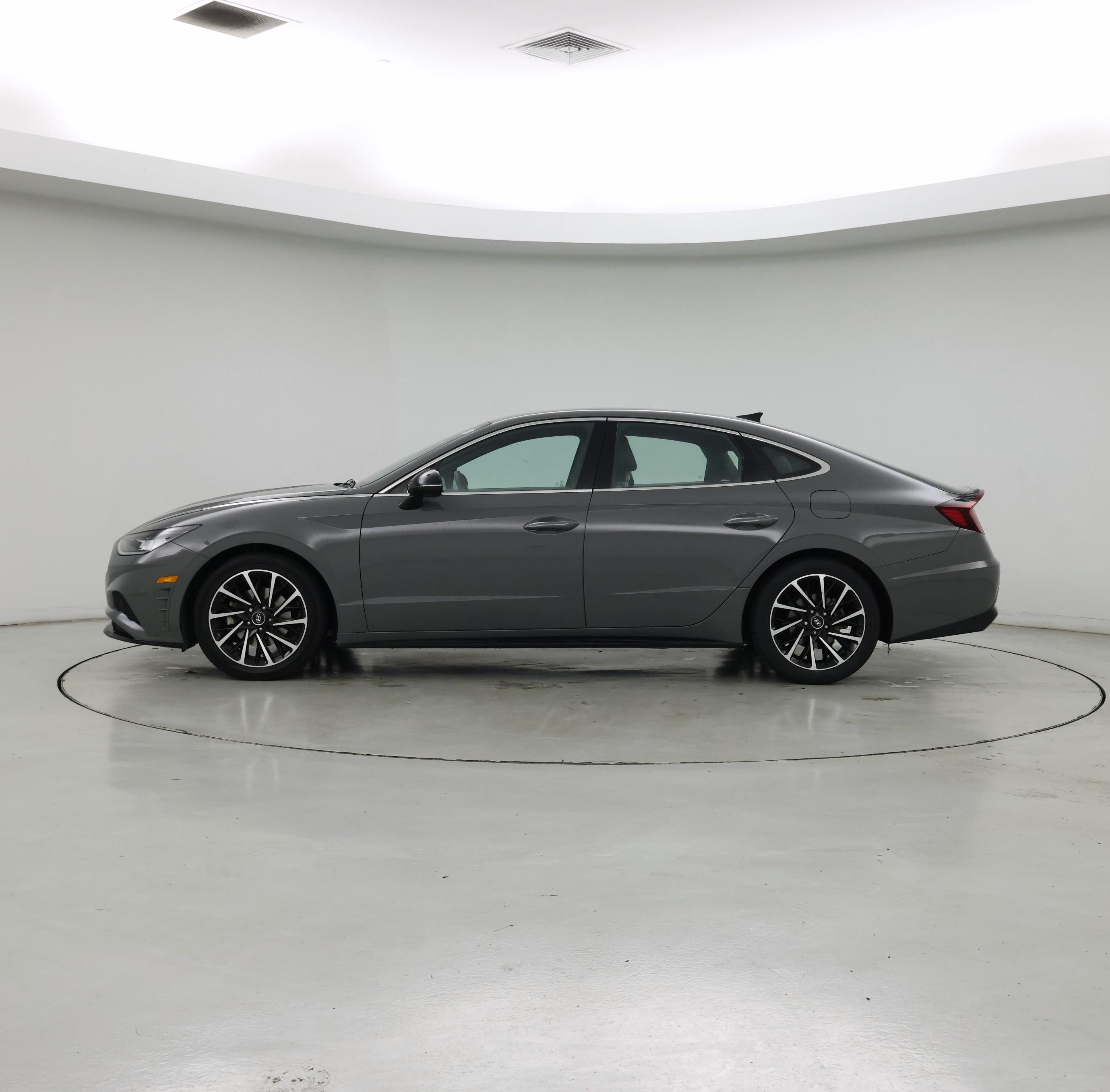 Thumbnail: 2020 Hyundai Sonata - 3