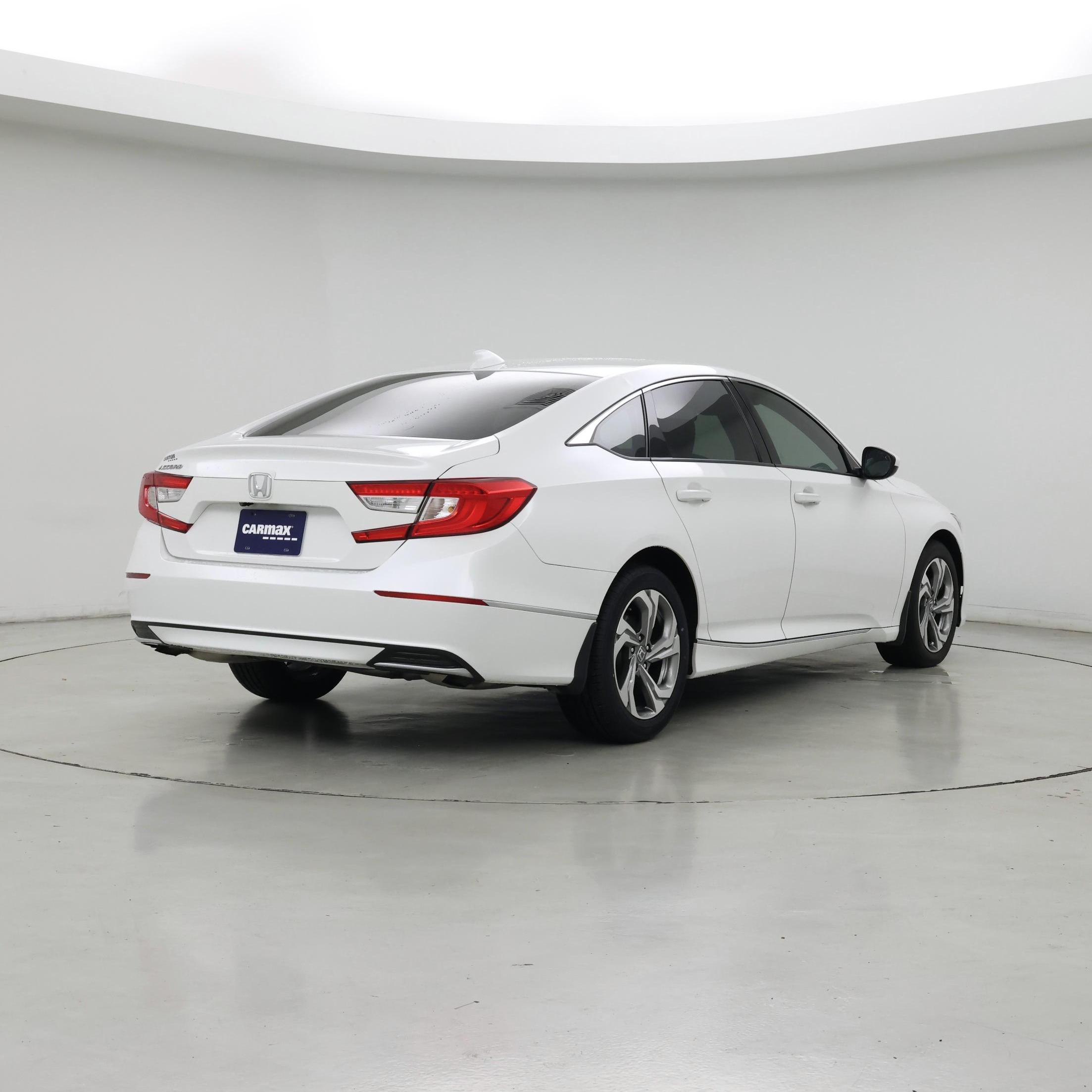 Thumbnail: 2018 Honda Accord - 8