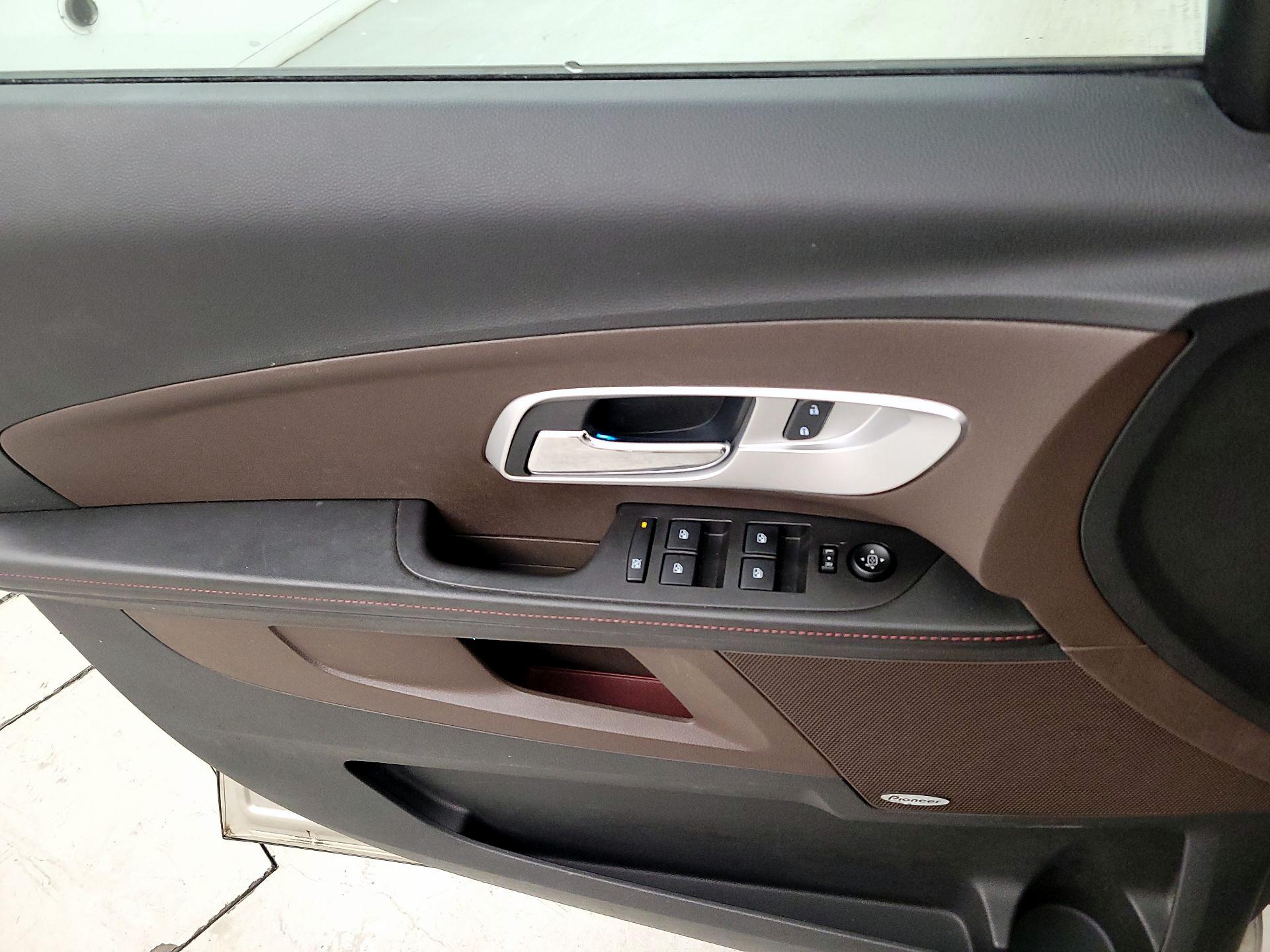 Thumbnail: 2015 Chevrolet Equinox - 12