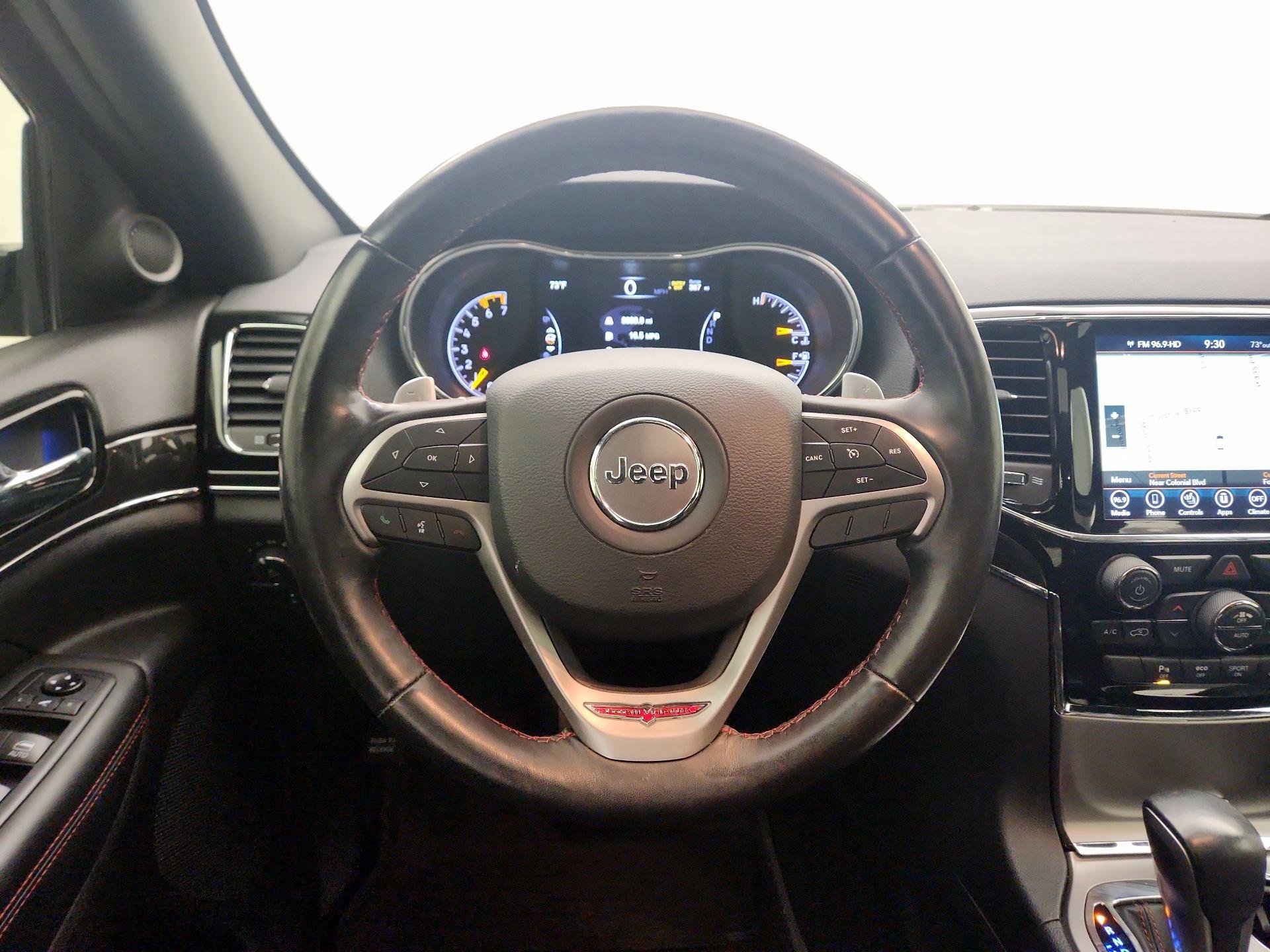 Thumbnail: 2020 Jeep Grand Cherokee - 10