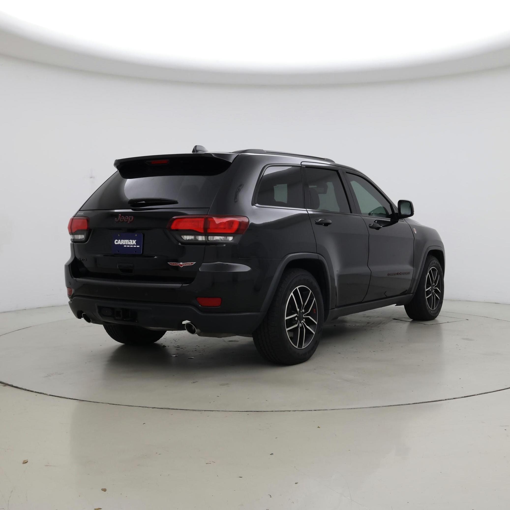 Thumbnail: 2020 Jeep Grand Cherokee - 8
