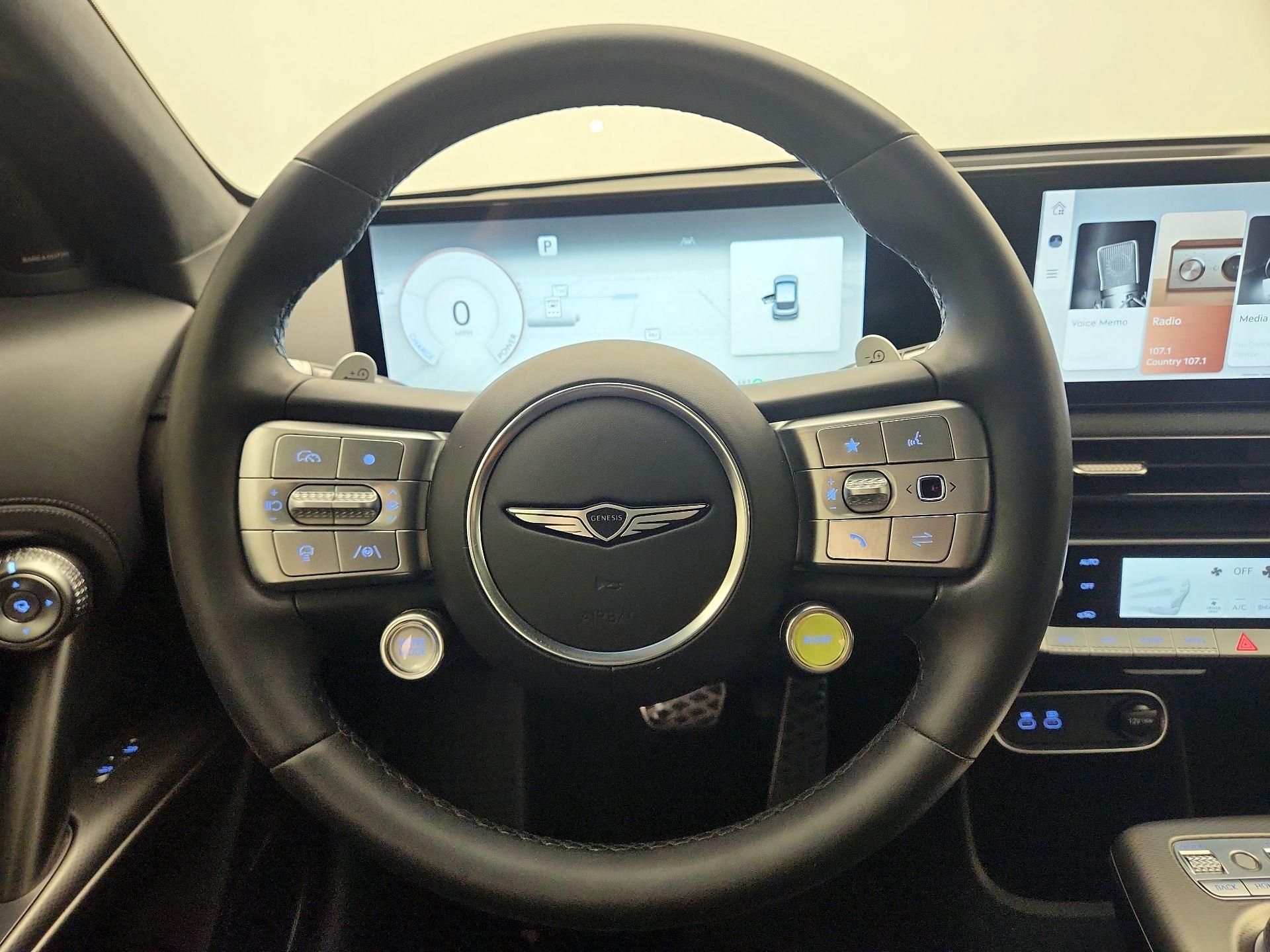 Thumbnail: 2023 Genesis GV60 - 10