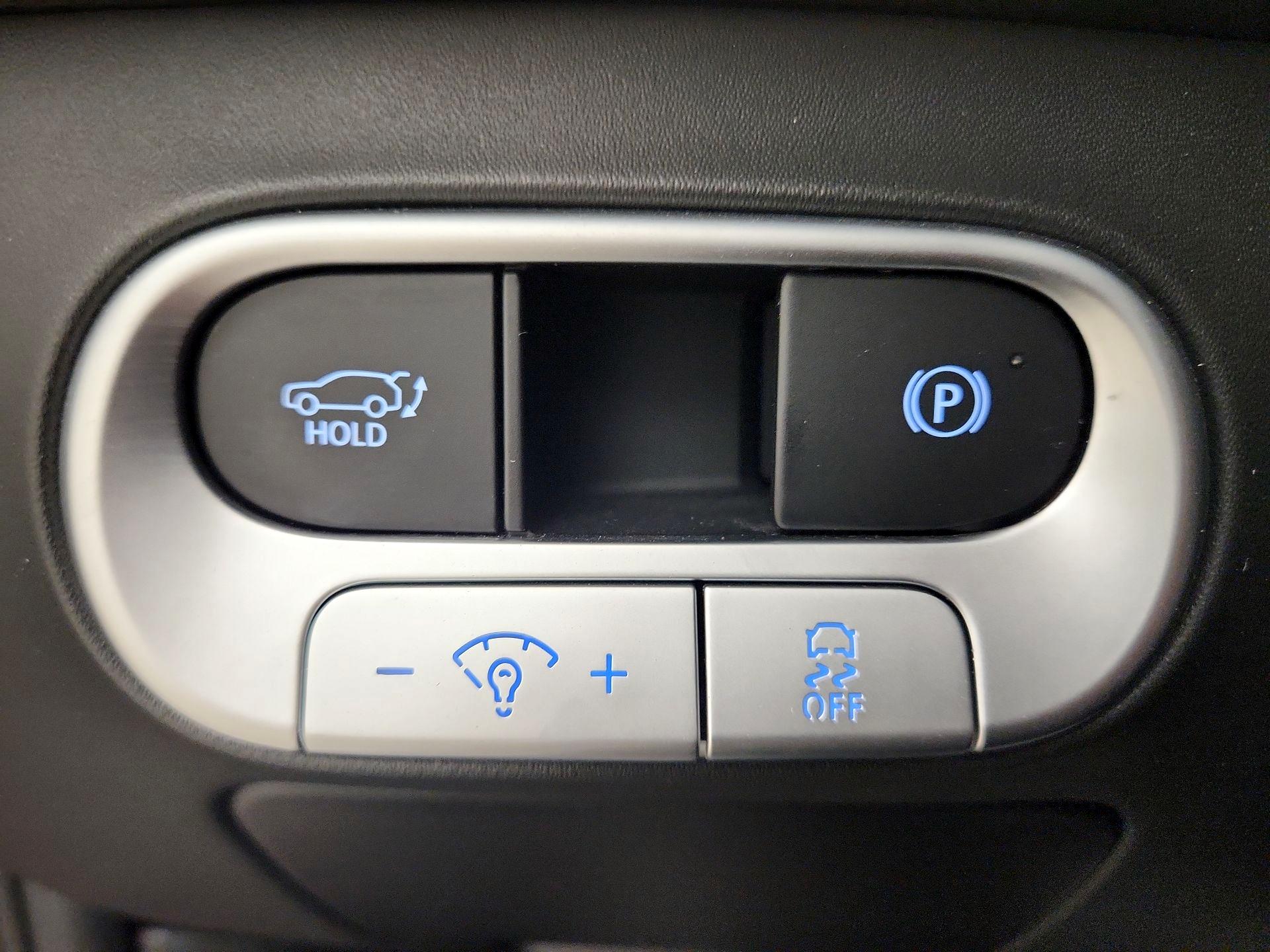 Thumbnail: 2023 Genesis GV60 - 13