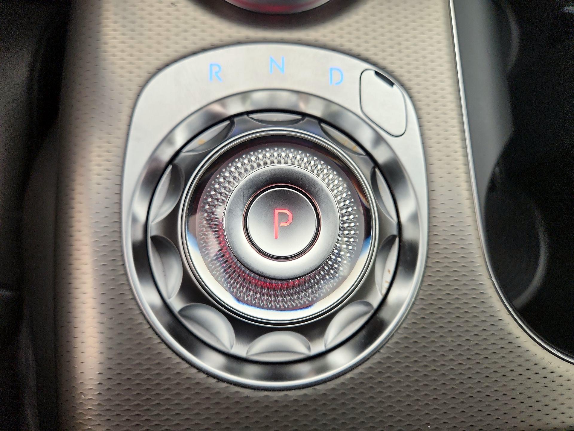 Thumbnail: 2023 Genesis GV60 - 18