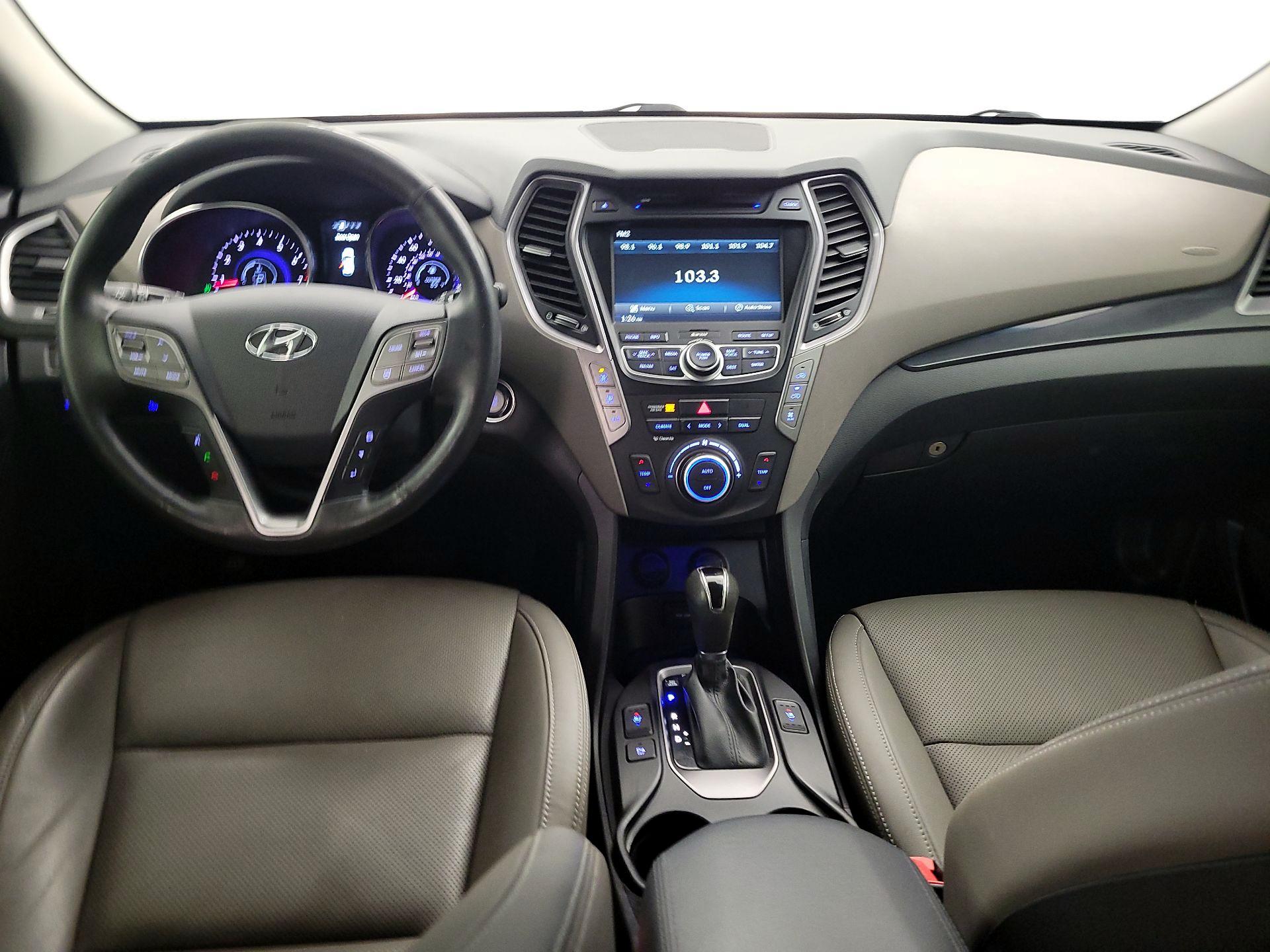 Thumbnail: 2016 Hyundai Santa Fe - 9