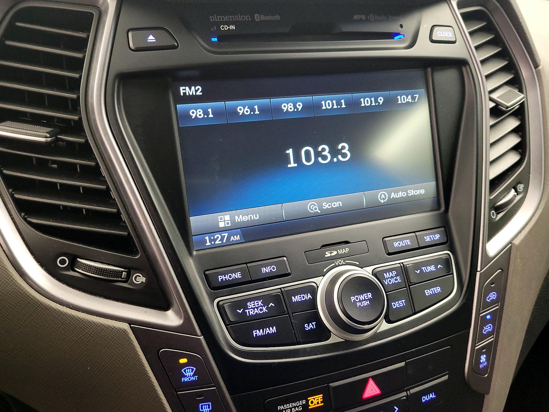 Thumbnail: 2016 Hyundai Santa Fe - 16