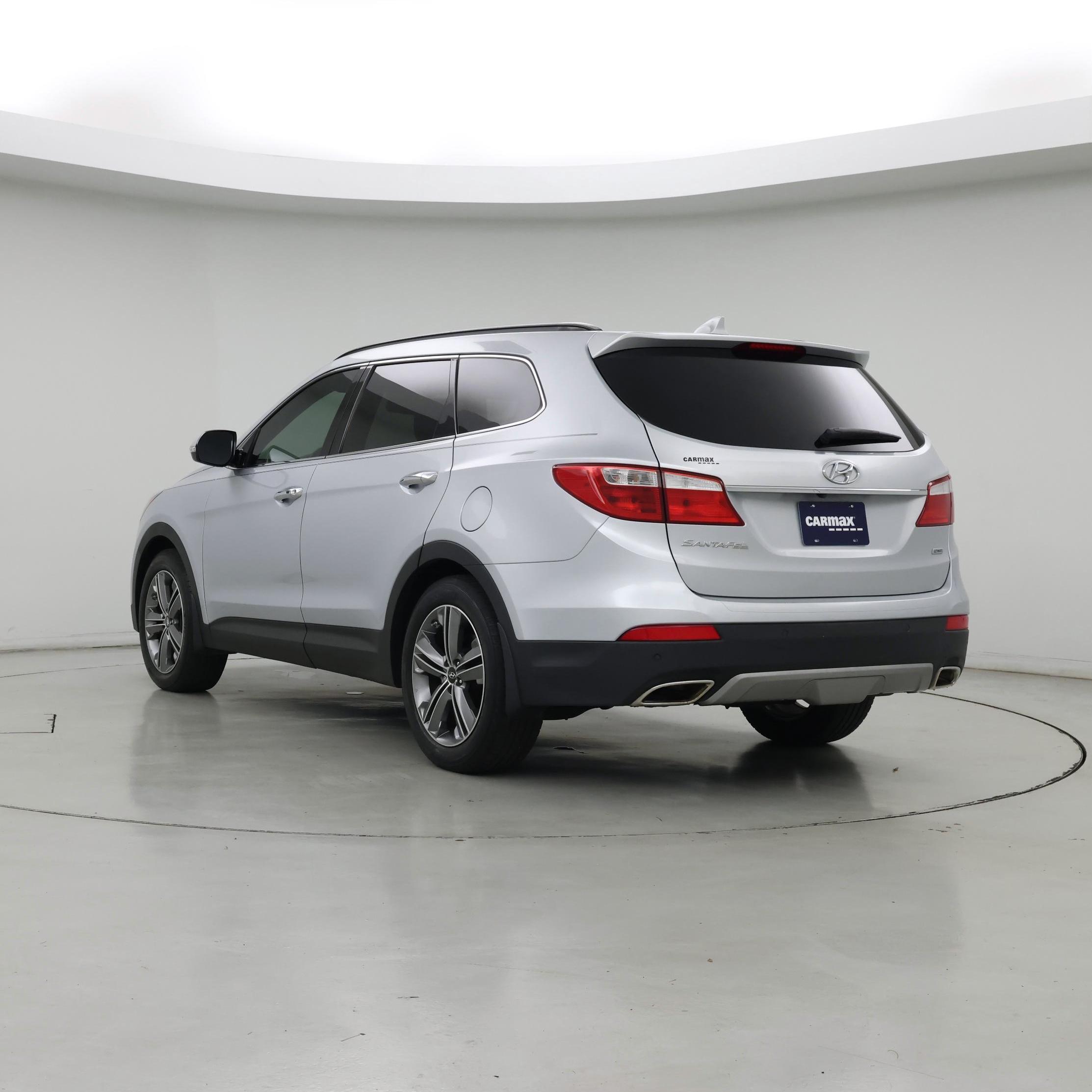 Thumbnail: 2016 Hyundai Santa Fe - 2