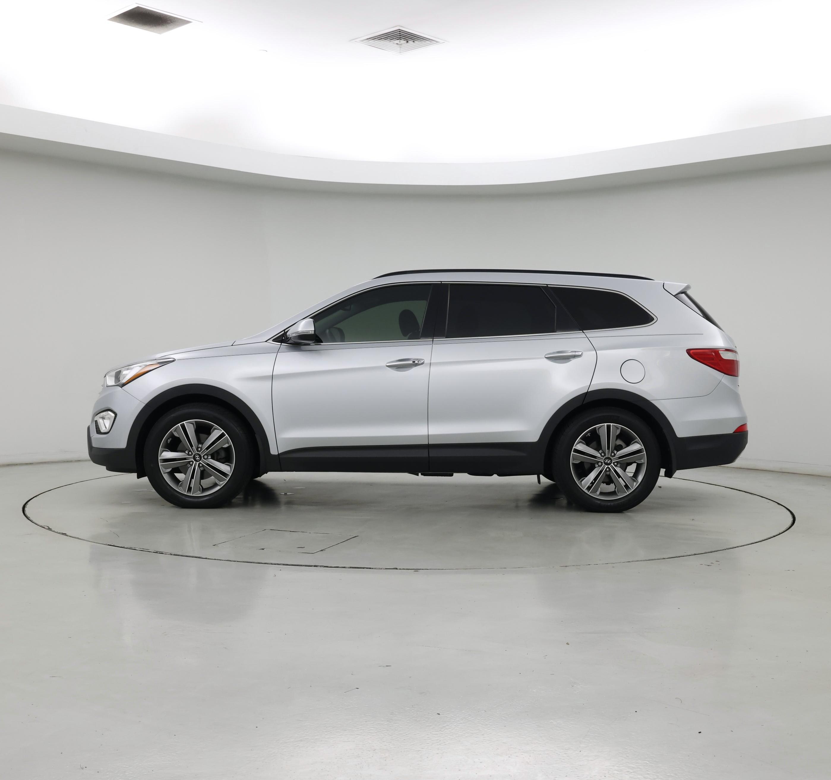 Thumbnail: 2016 Hyundai Santa Fe - 3