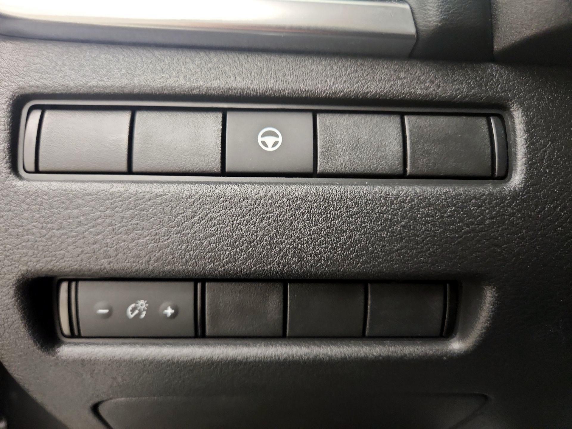 Thumbnail: 2021 Nissan Rogue - 13