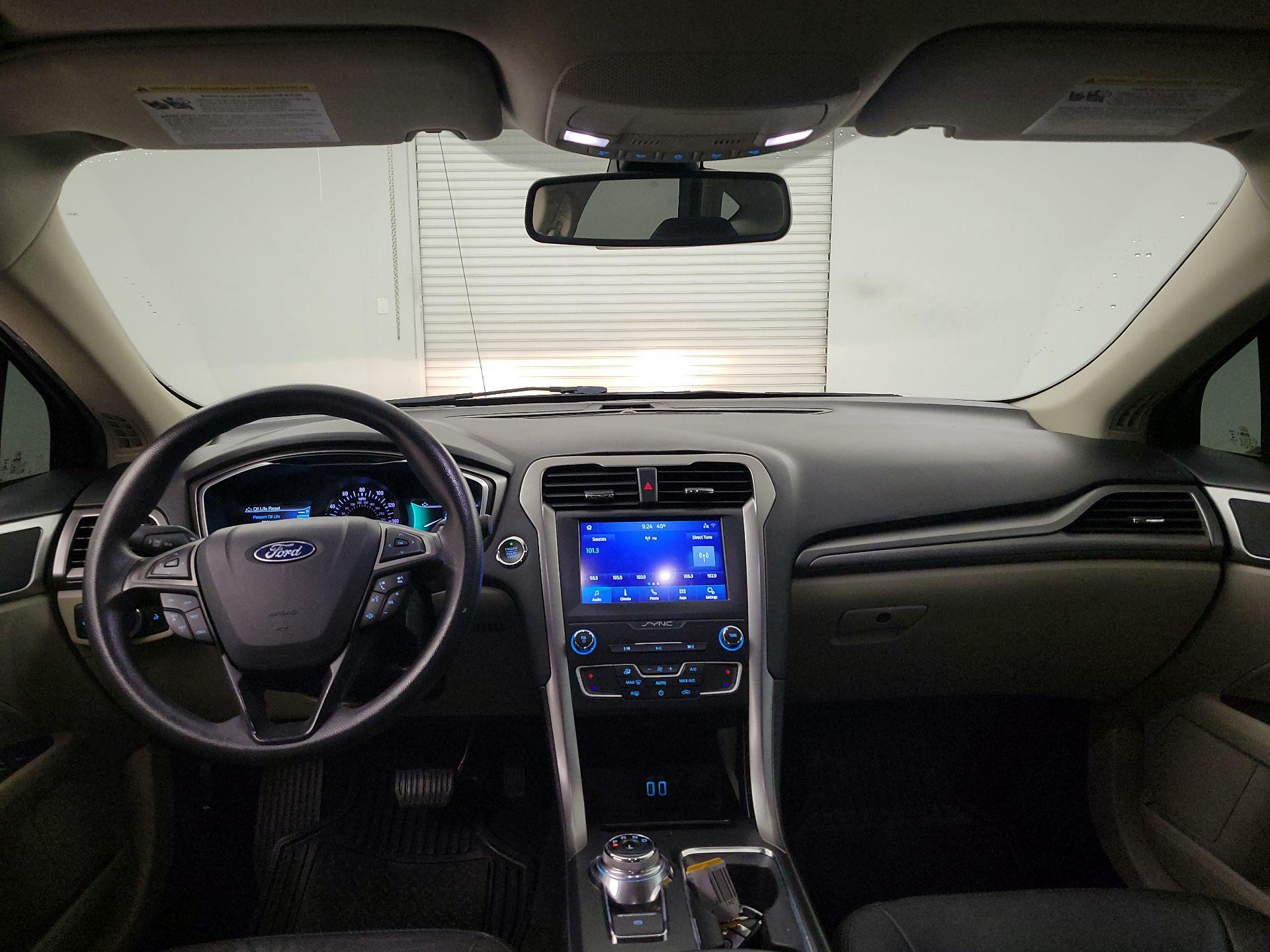 Thumbnail: 2020 Ford Fusion - 9