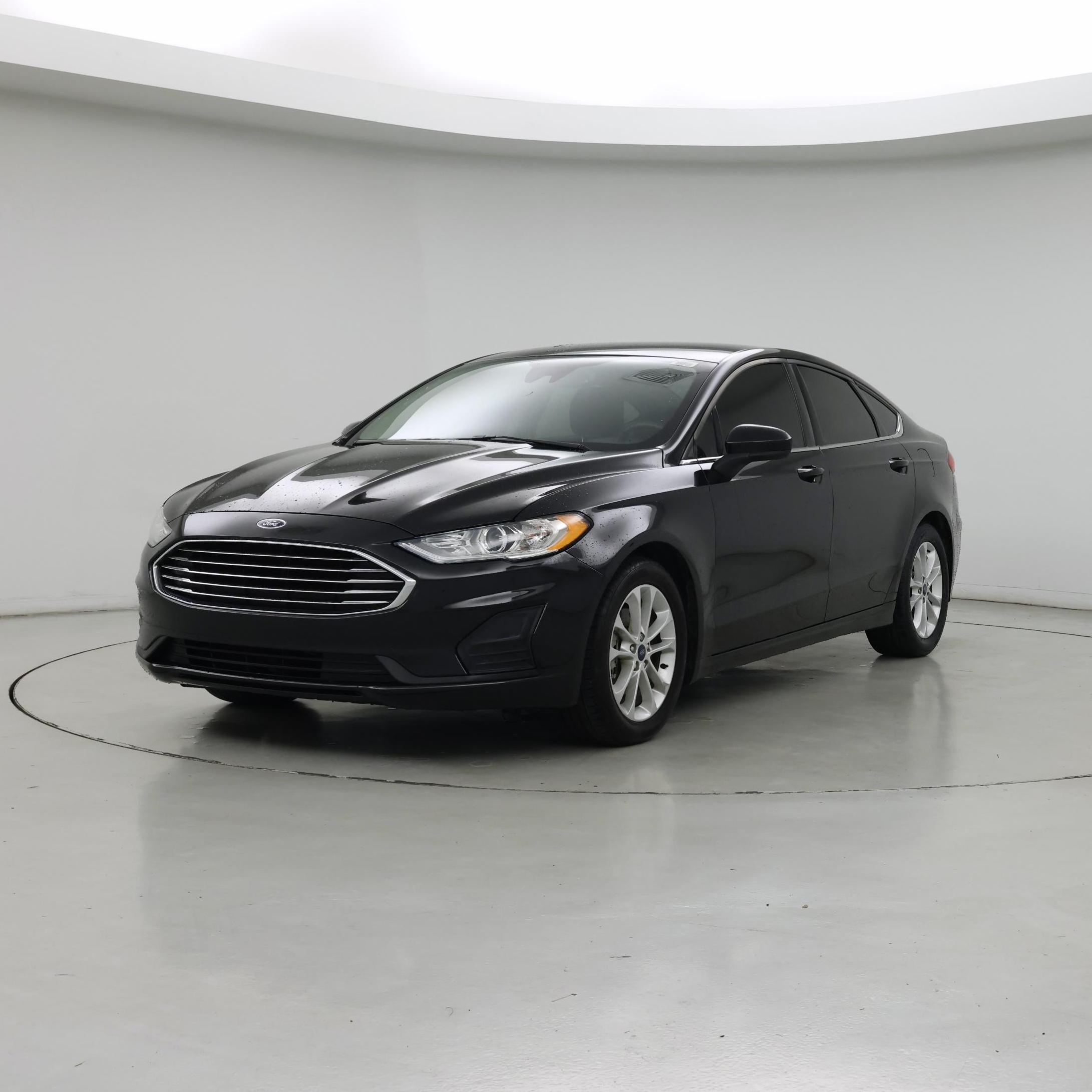 Thumbnail: 2020 Ford Fusion - 4