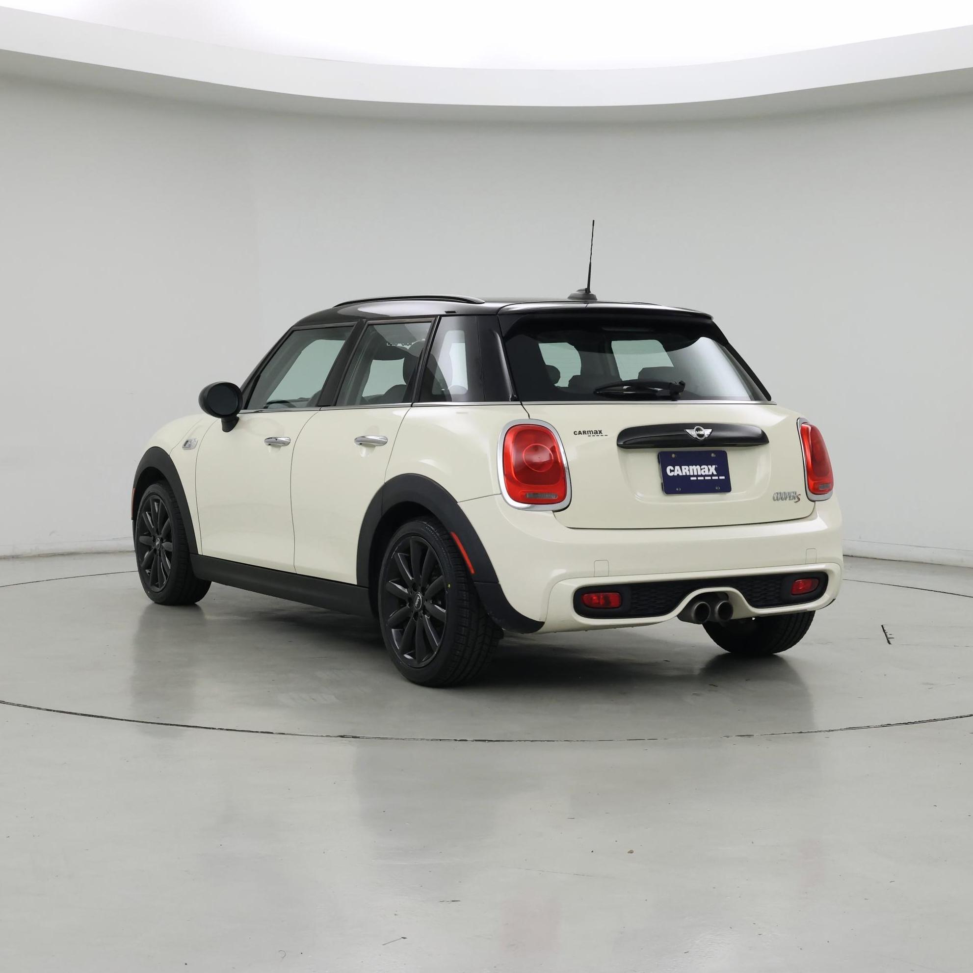 Thumbnail: 2015 MINI Cooper Hardtop - 2