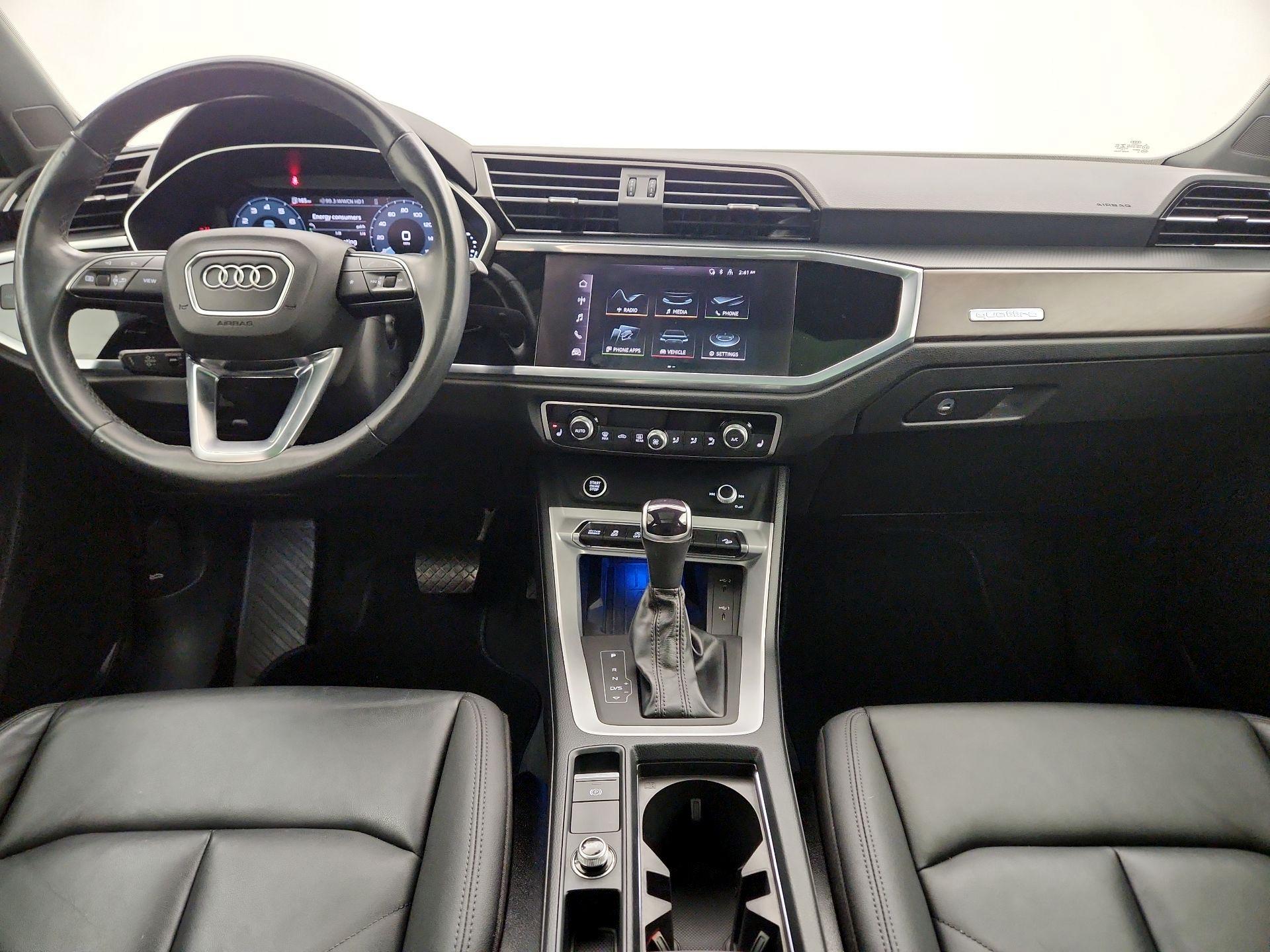 Thumbnail: 2022 Audi Q3 - 9