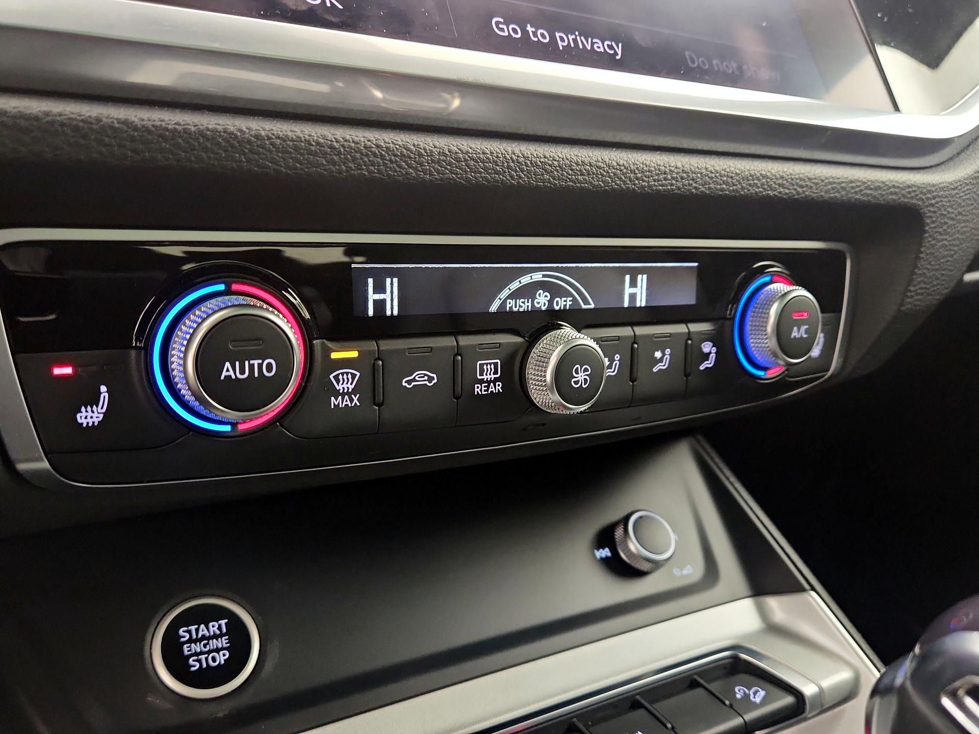 Thumbnail: 2022 Audi Q3 - 16