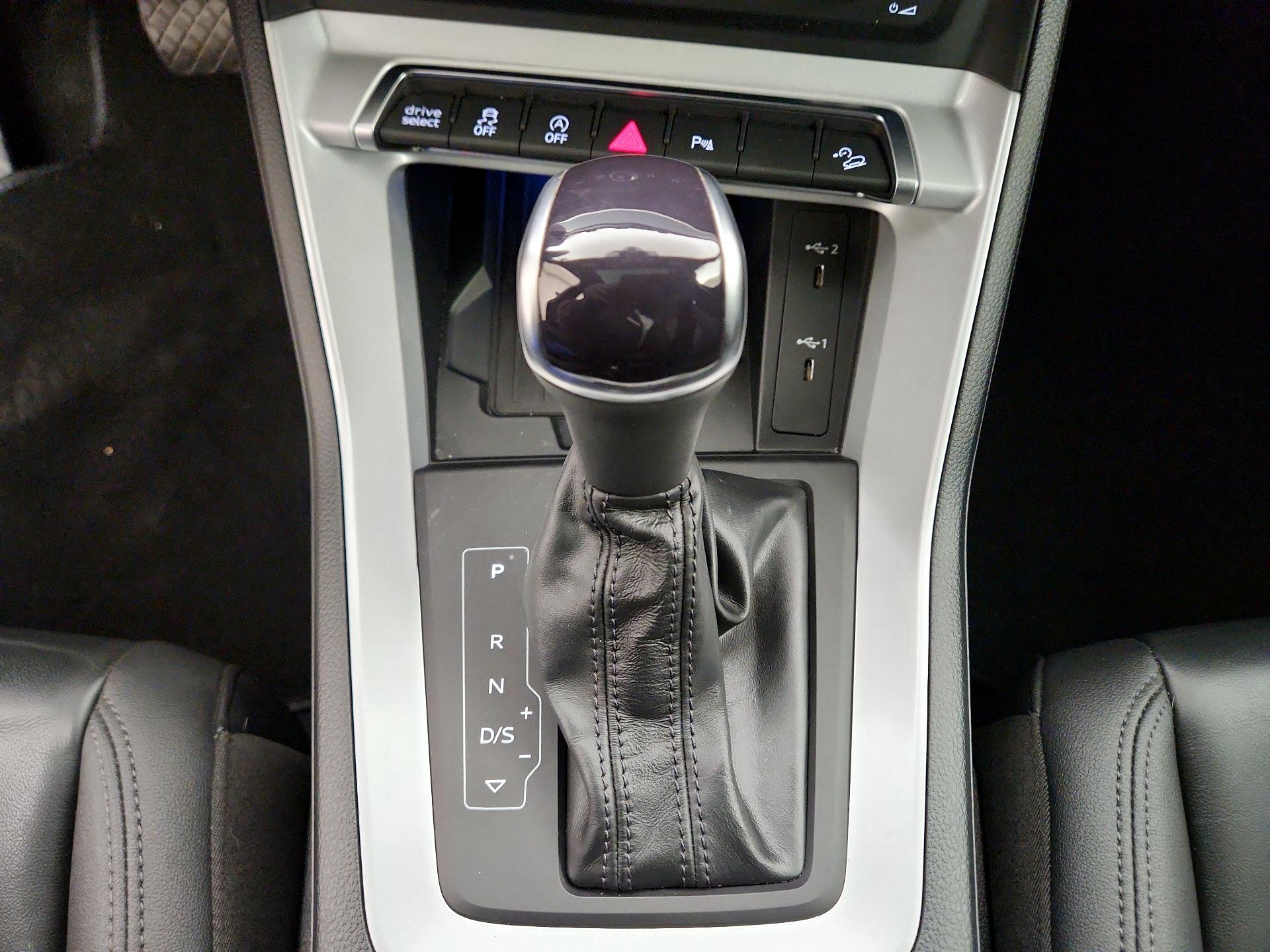 Thumbnail: 2022 Audi Q3 - 17