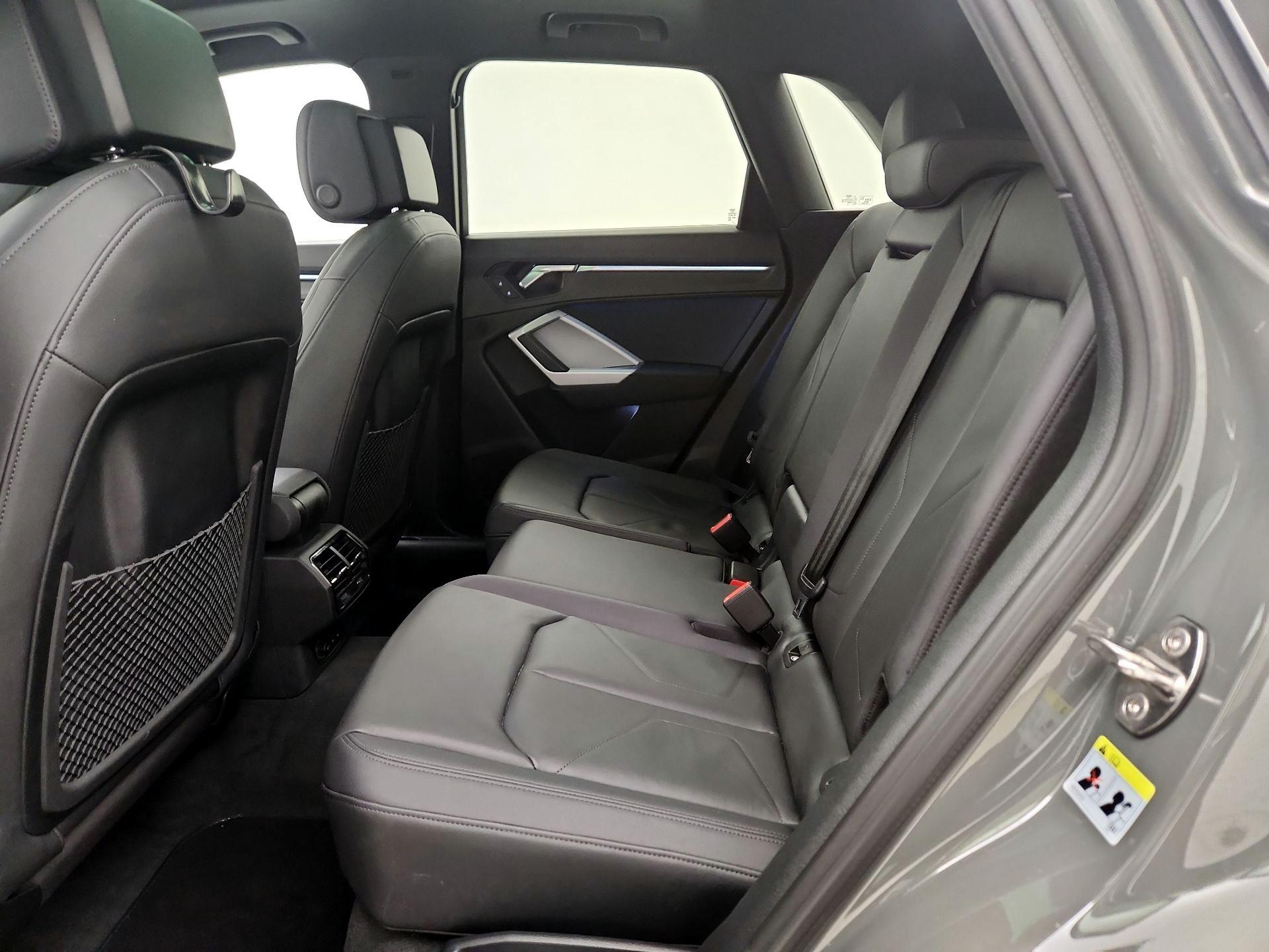 Thumbnail: 2022 Audi Q3 - 20