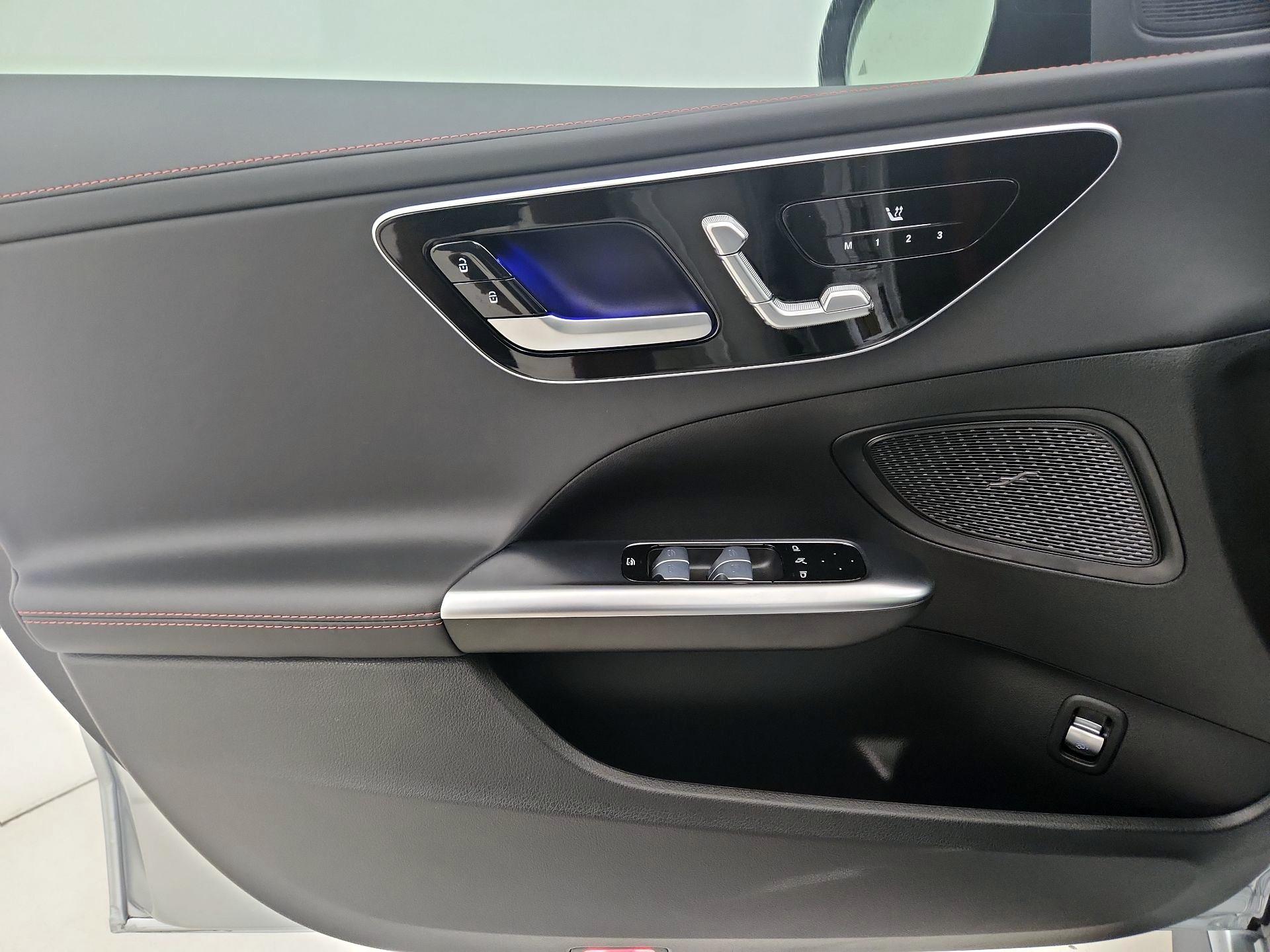 Thumbnail: 2024 Mercedes-Benz C-Class - 12