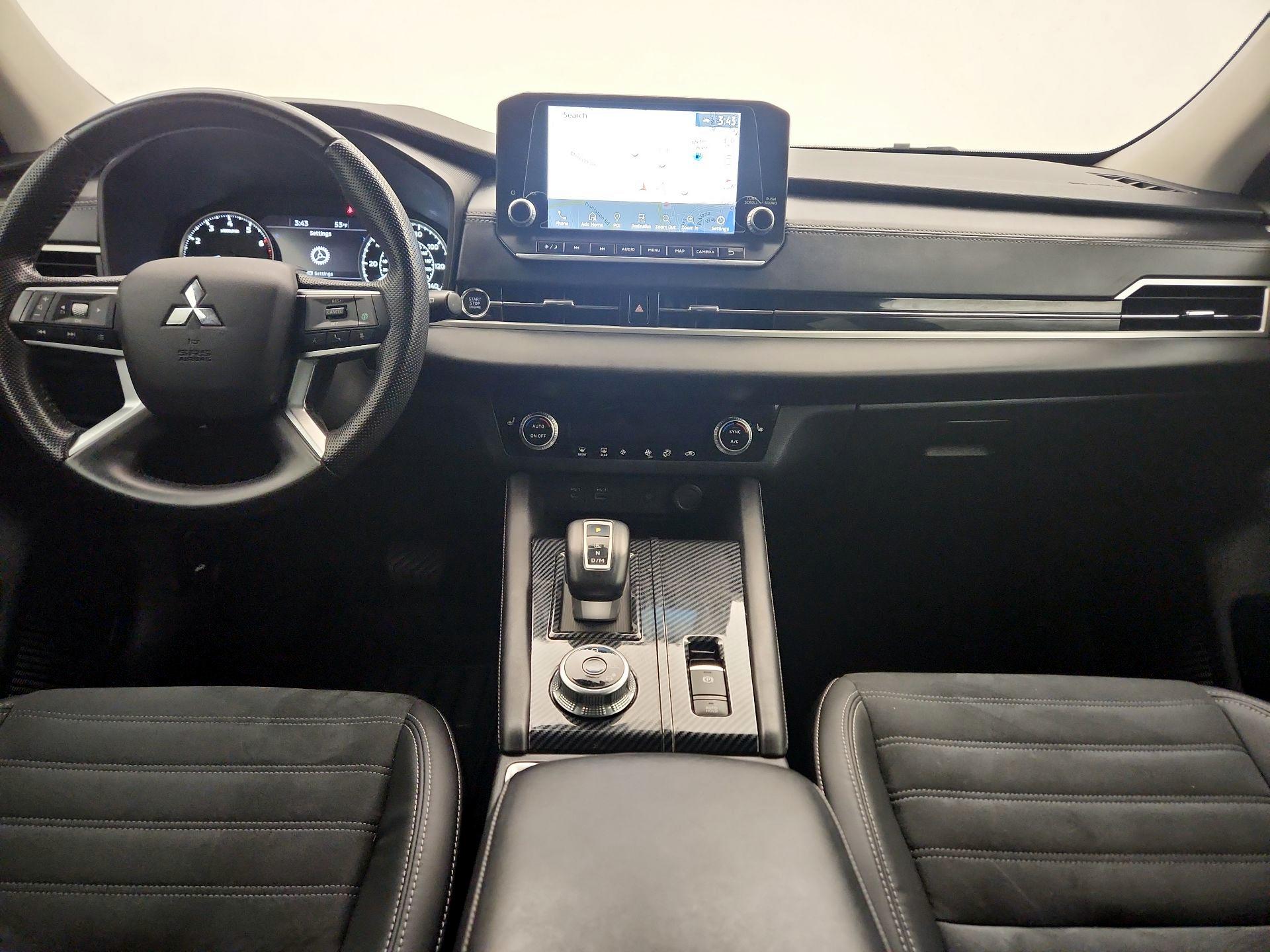 Thumbnail: 2022 Mitsubishi Outlander - 9