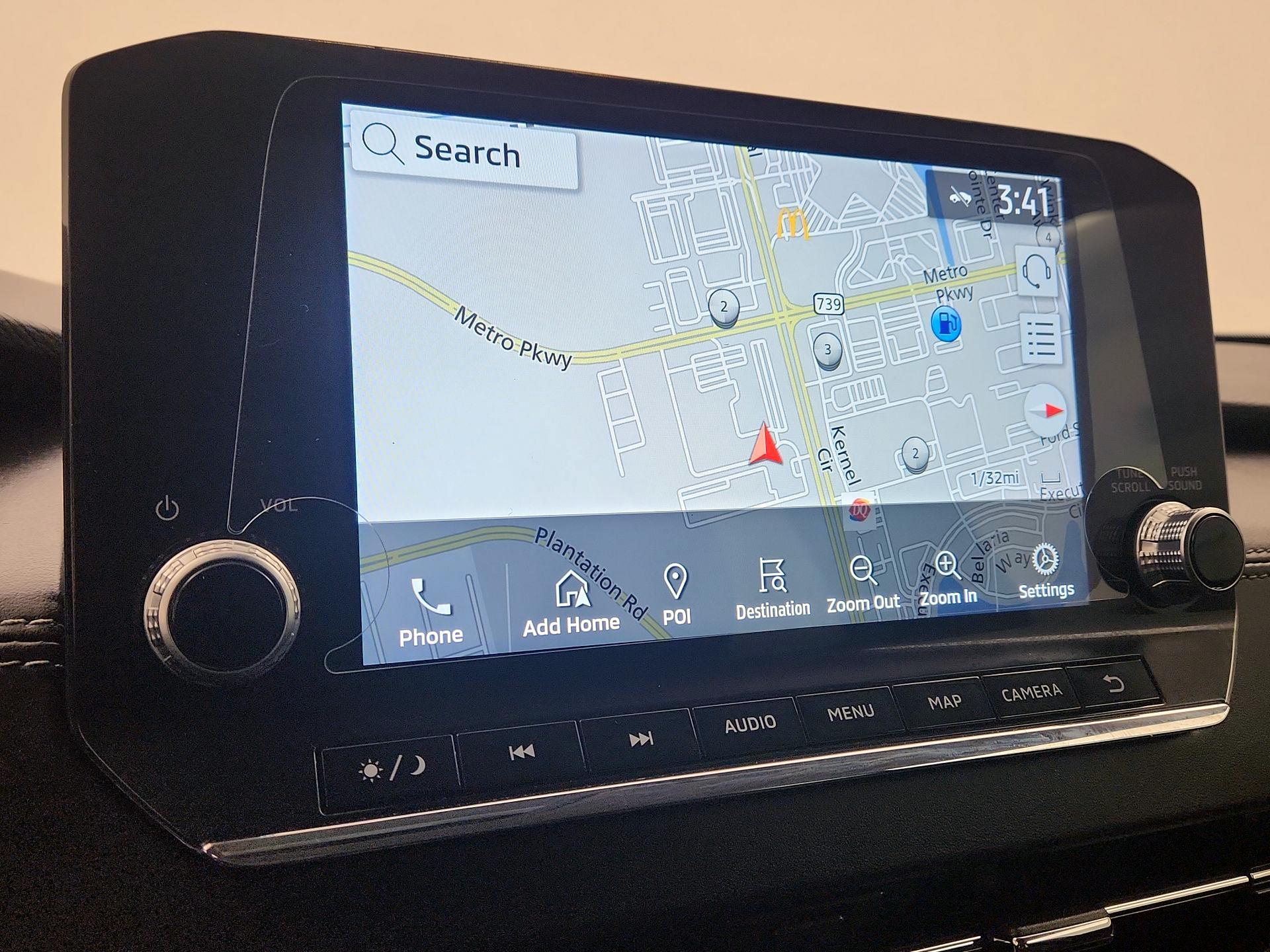 Thumbnail: 2022 Mitsubishi Outlander - 14