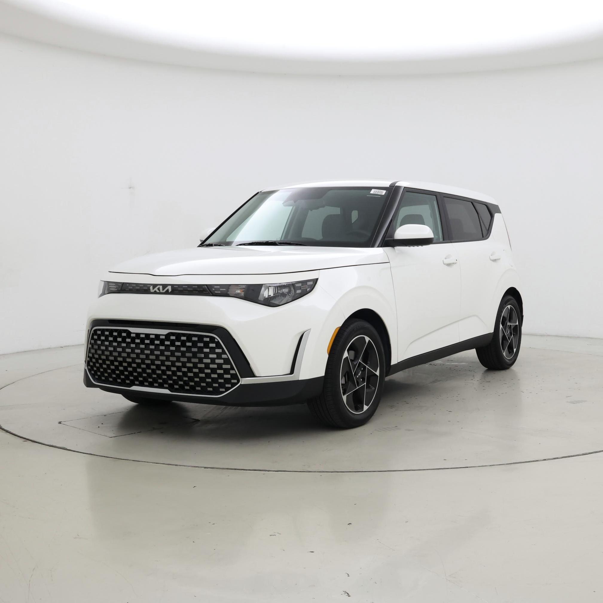 Thumbnail: 2023 Kia Soul - 4