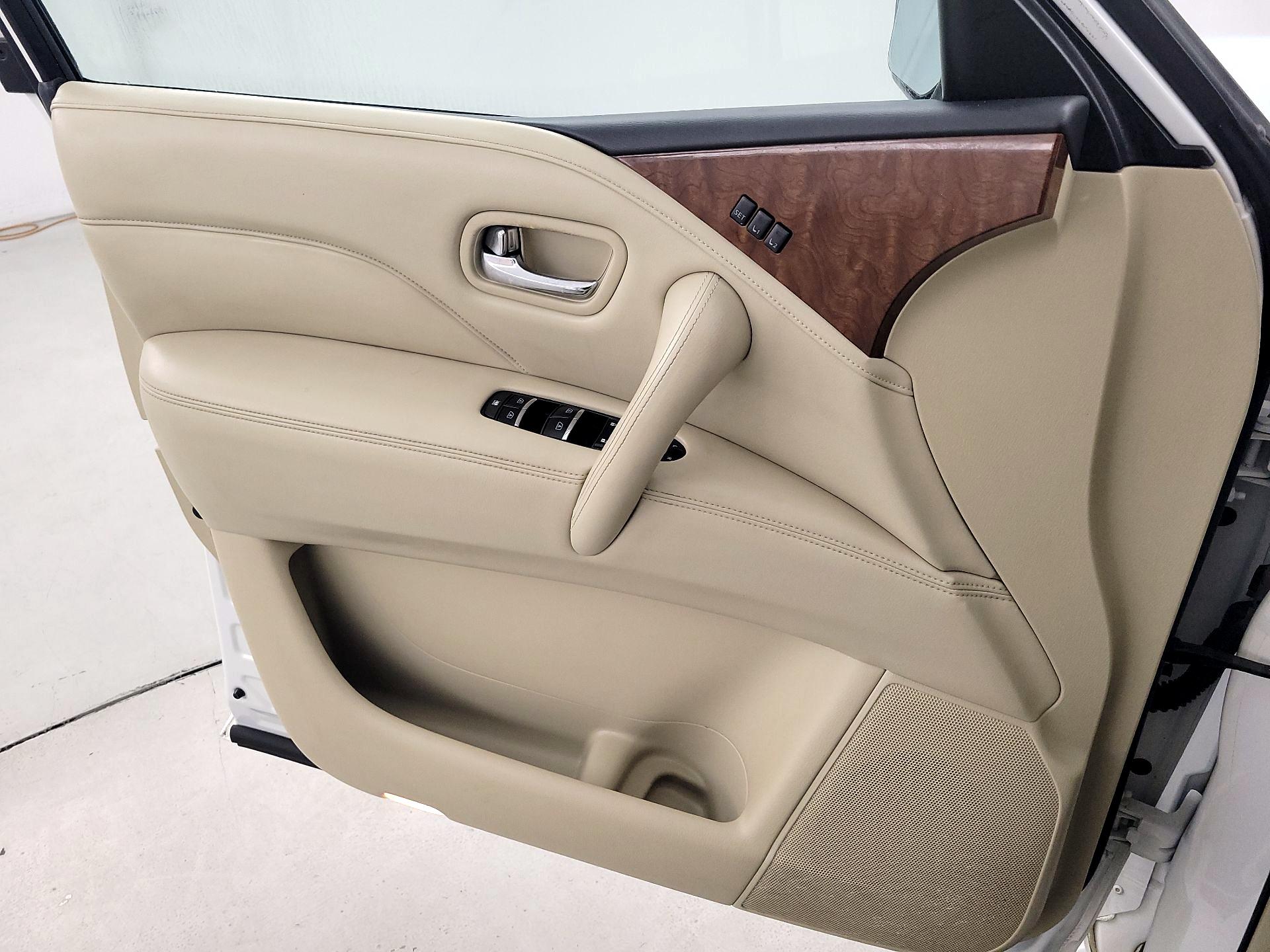 Thumbnail: 2018 INFINITI QX80 - 12