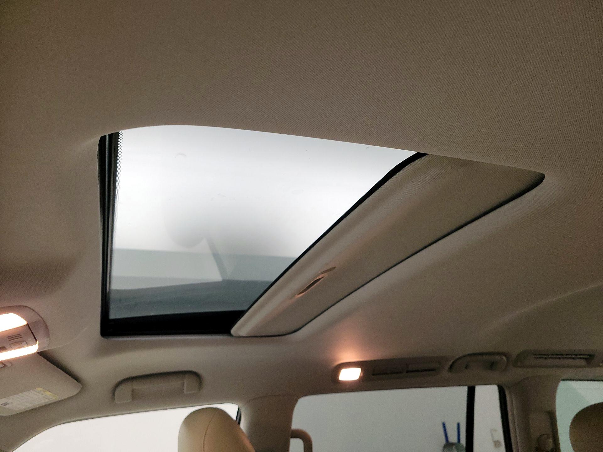 Thumbnail: 2018 INFINITI QX80 - 20