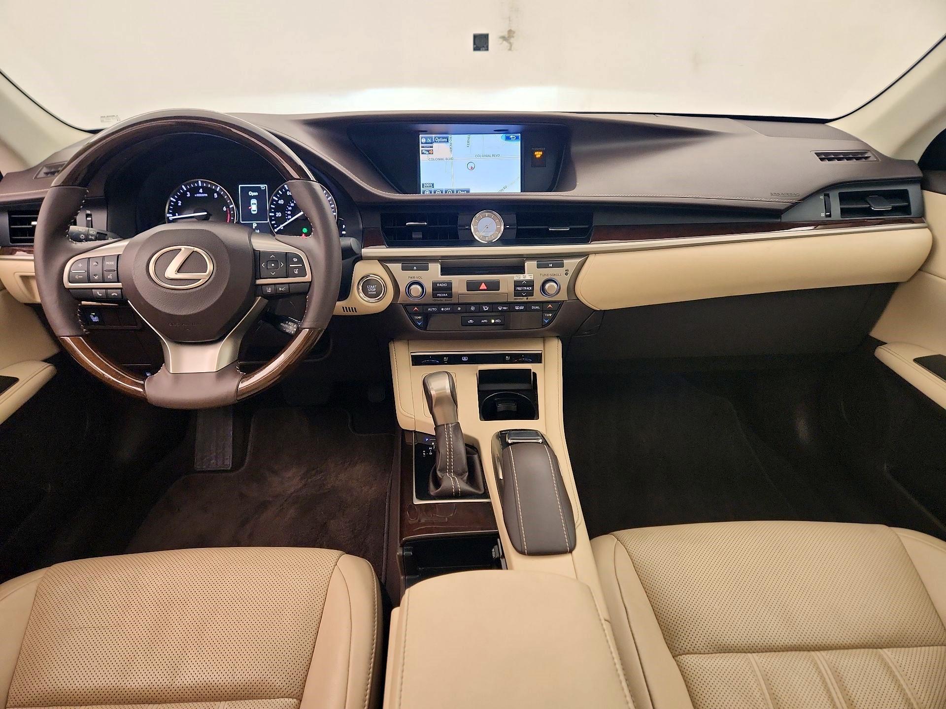 Thumbnail: 2016 Lexus ES - 9