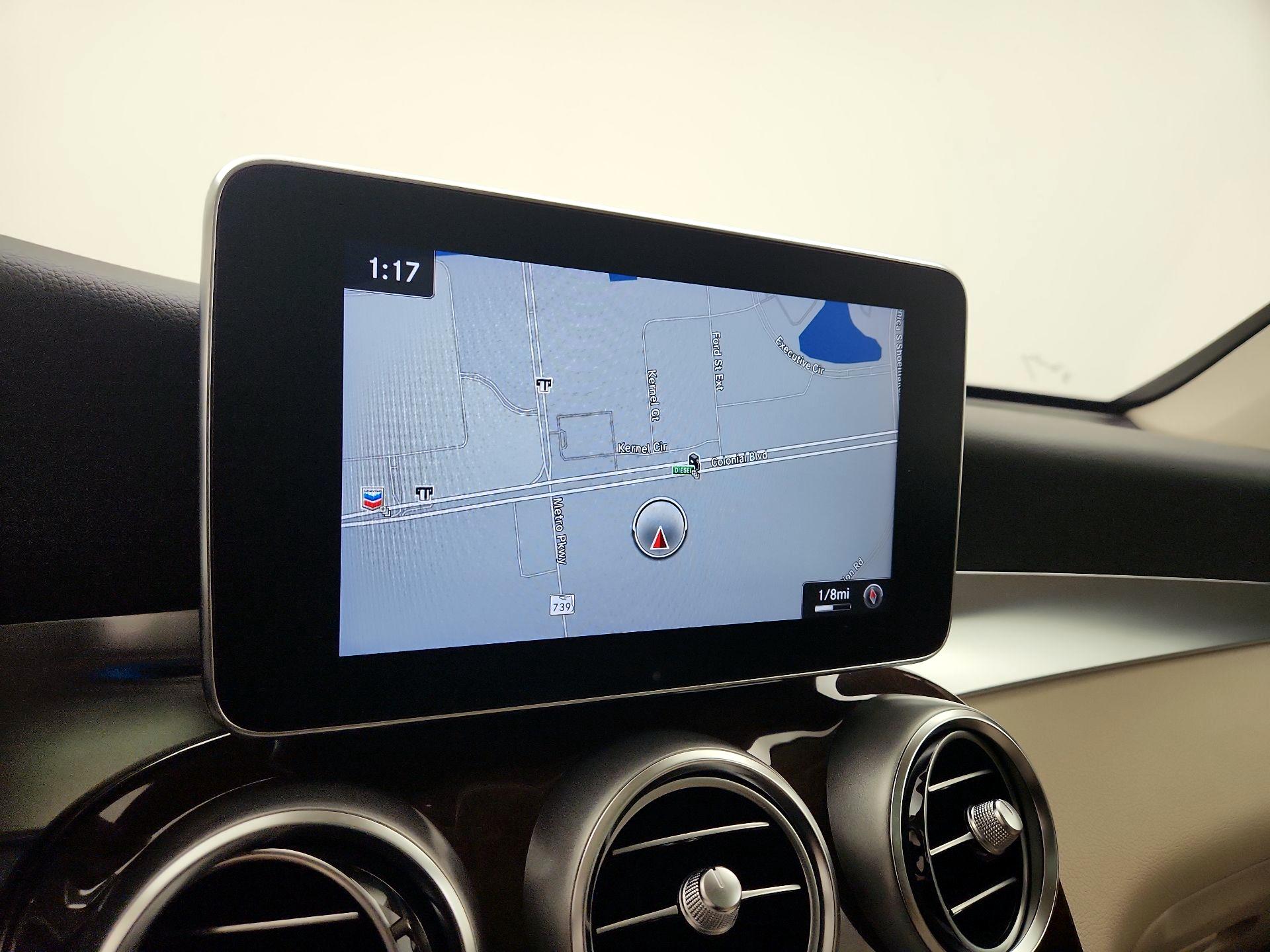 Thumbnail: 2017 Mercedes-Benz GLC - 14