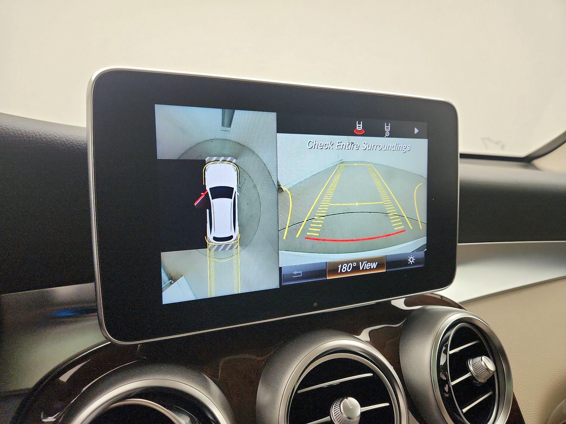 Thumbnail: 2017 Mercedes-Benz GLC - 15