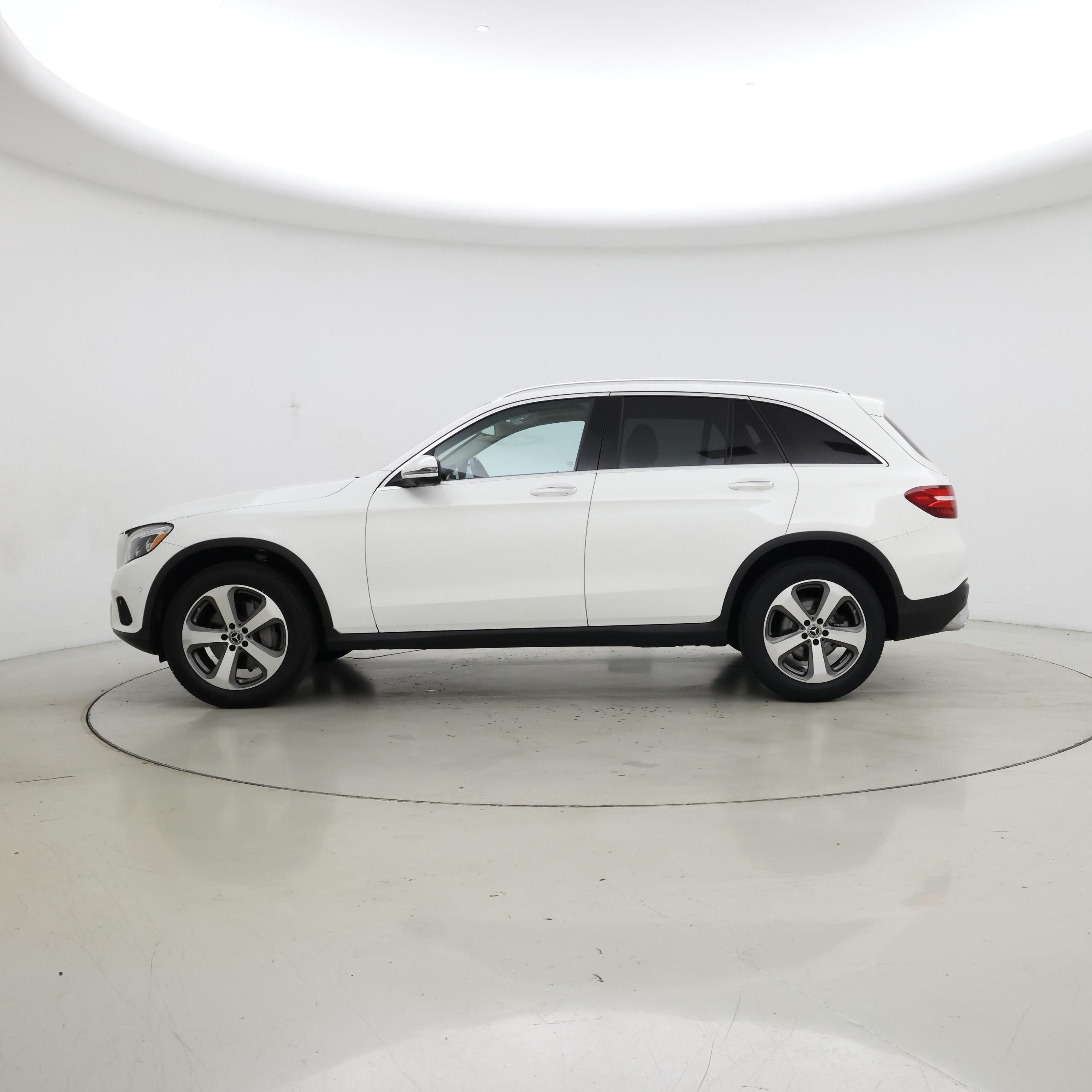 Thumbnail: 2017 Mercedes-Benz GLC - 3