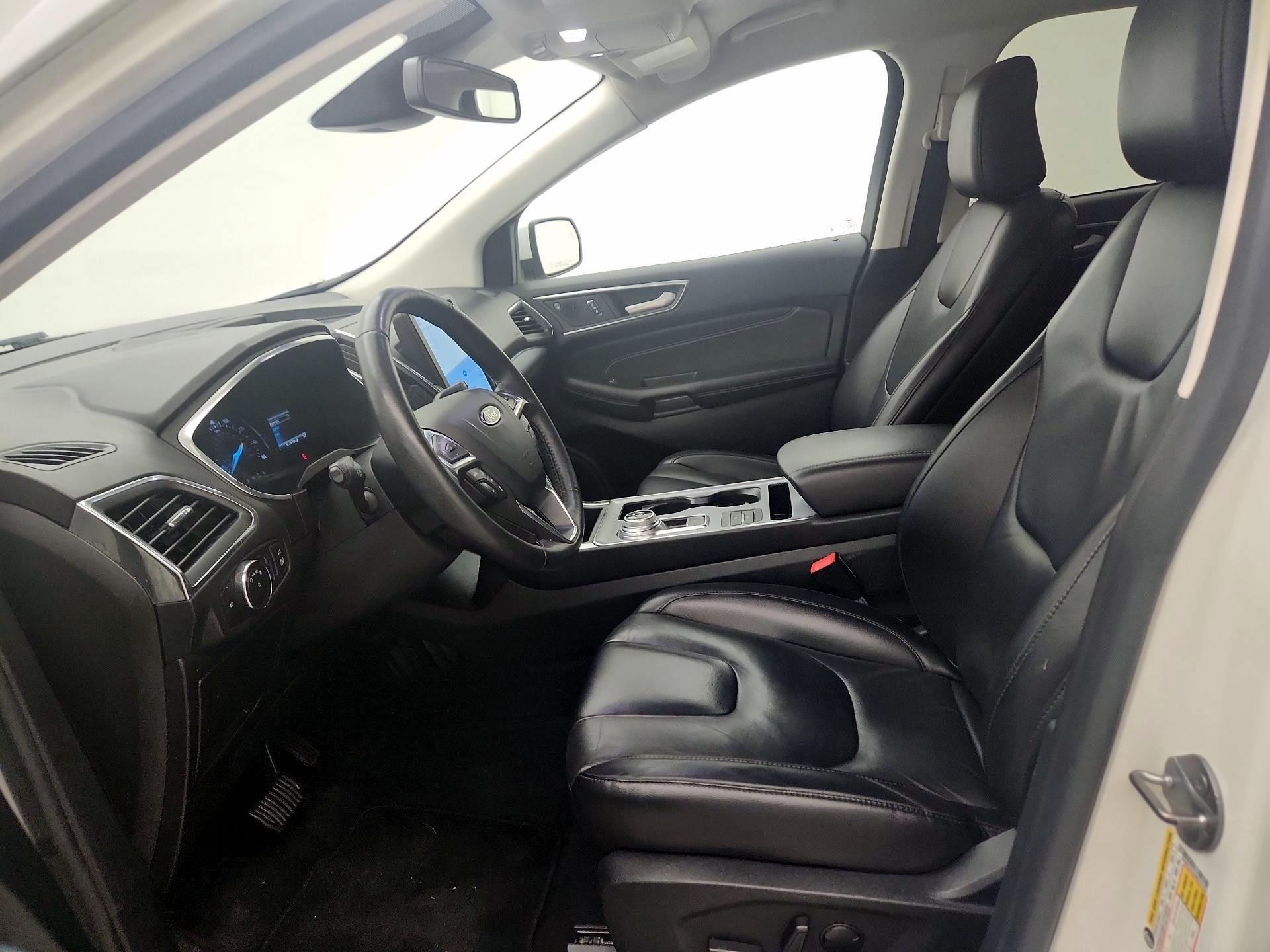 Thumbnail: 2021 Ford Edge - 11