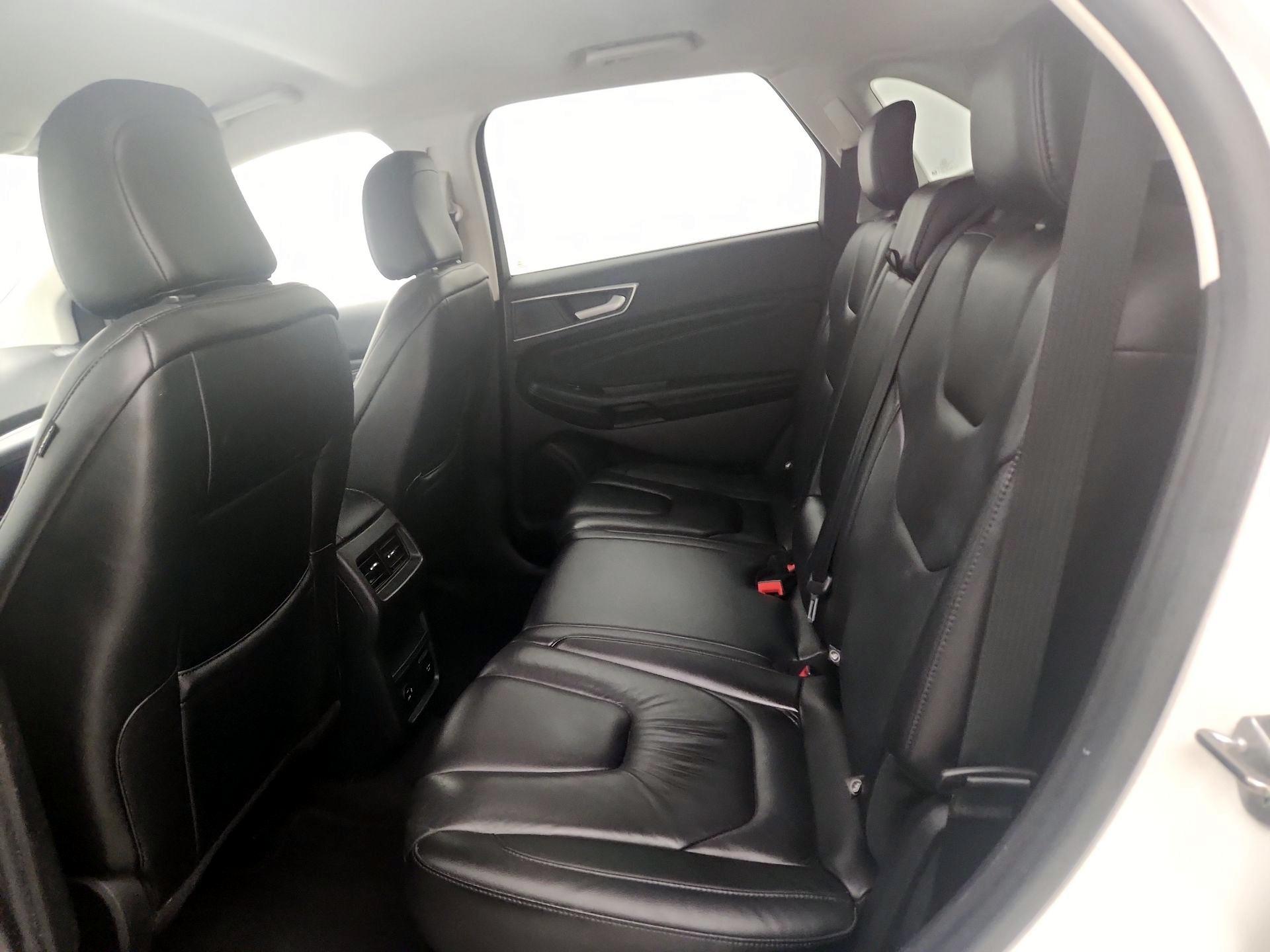 Thumbnail: 2021 Ford Edge - 20